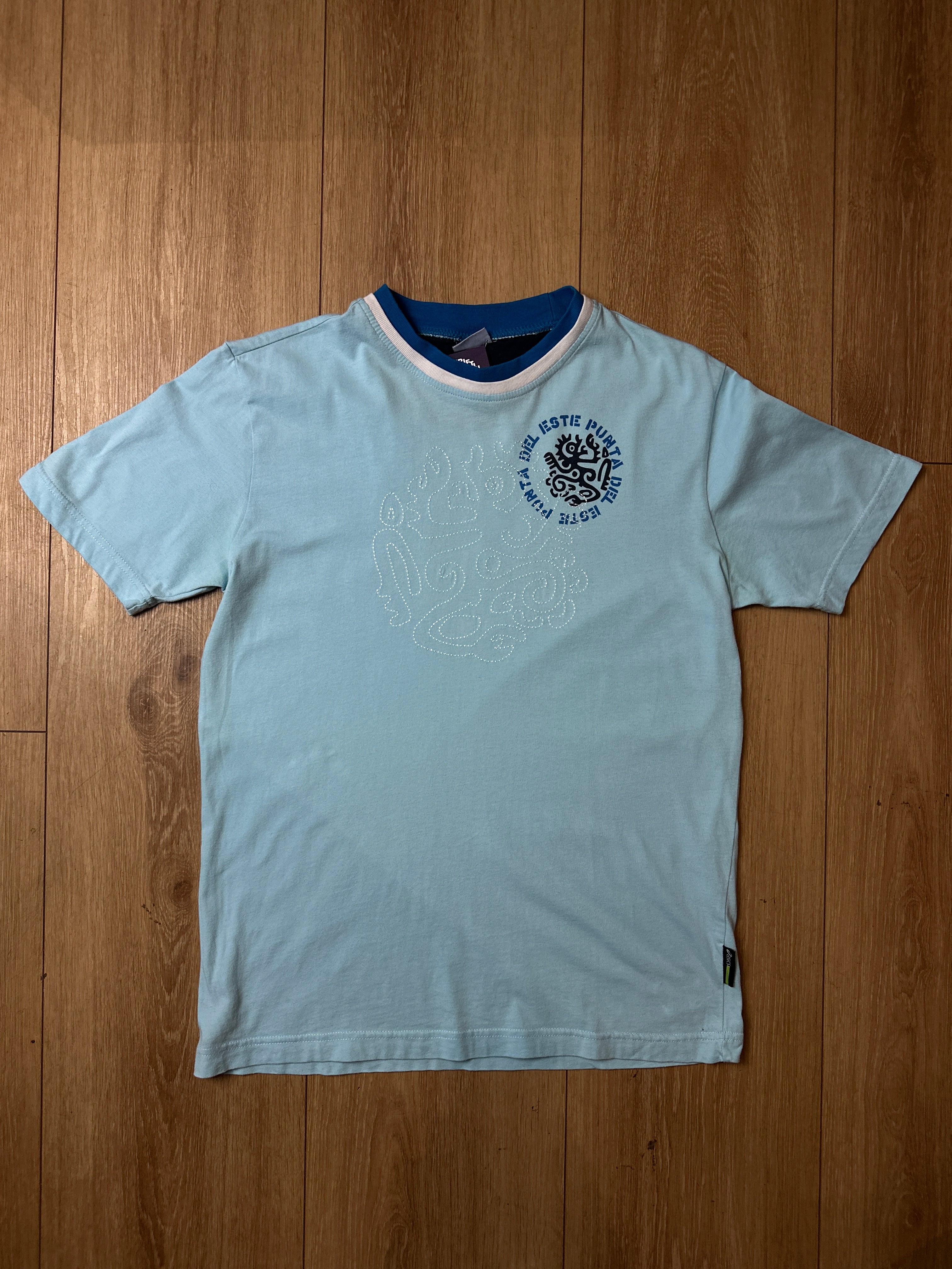 Produktbild von einem Vintage Blue Asics Graphic Tee von vorne