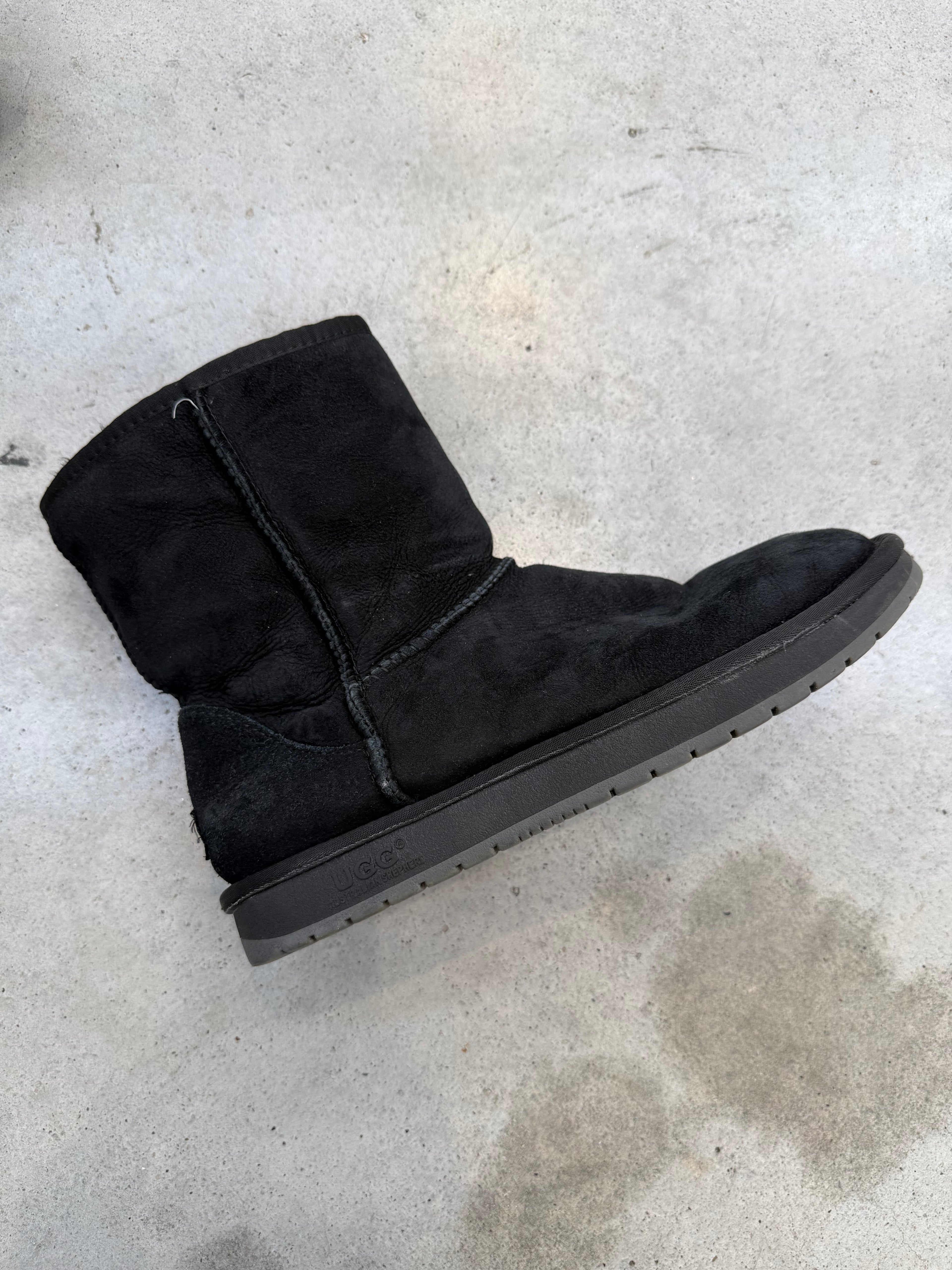 Vintage Black UGG Boots 40