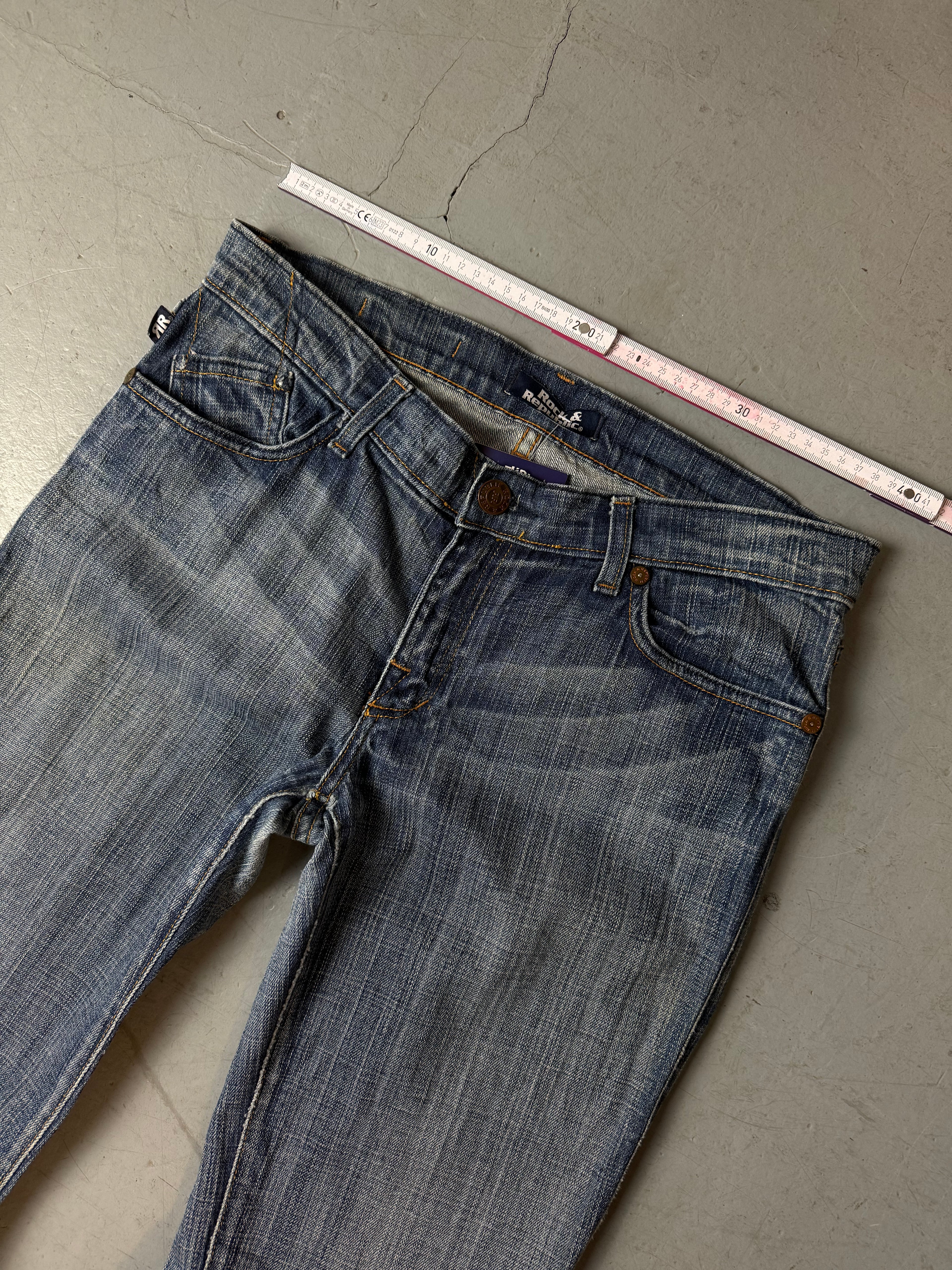 Vintage Rock & Republic Low Waist Bootcut Jeans. Y2K Second Hand 2000s Fashion