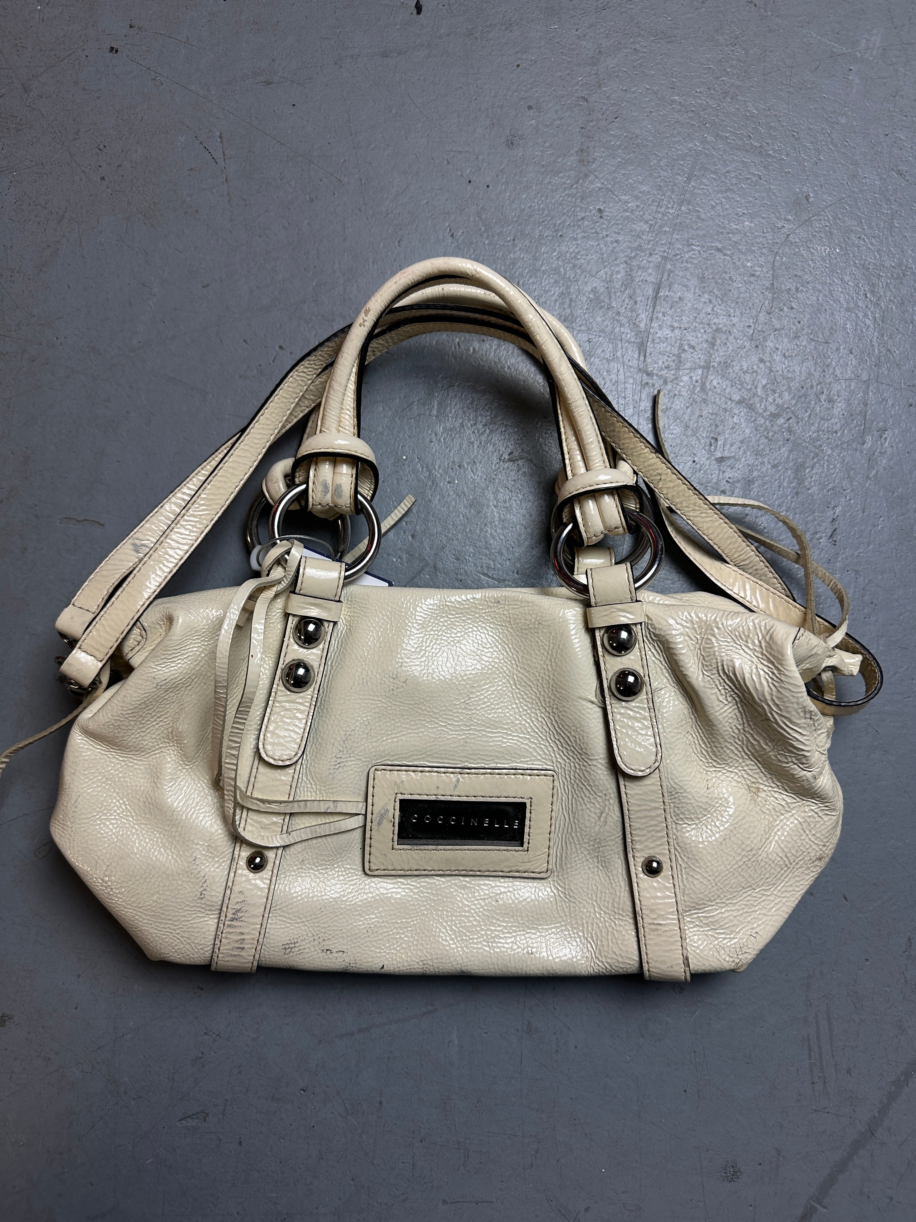 Produktbild Vintage White Coccinelle Bag von vorne 