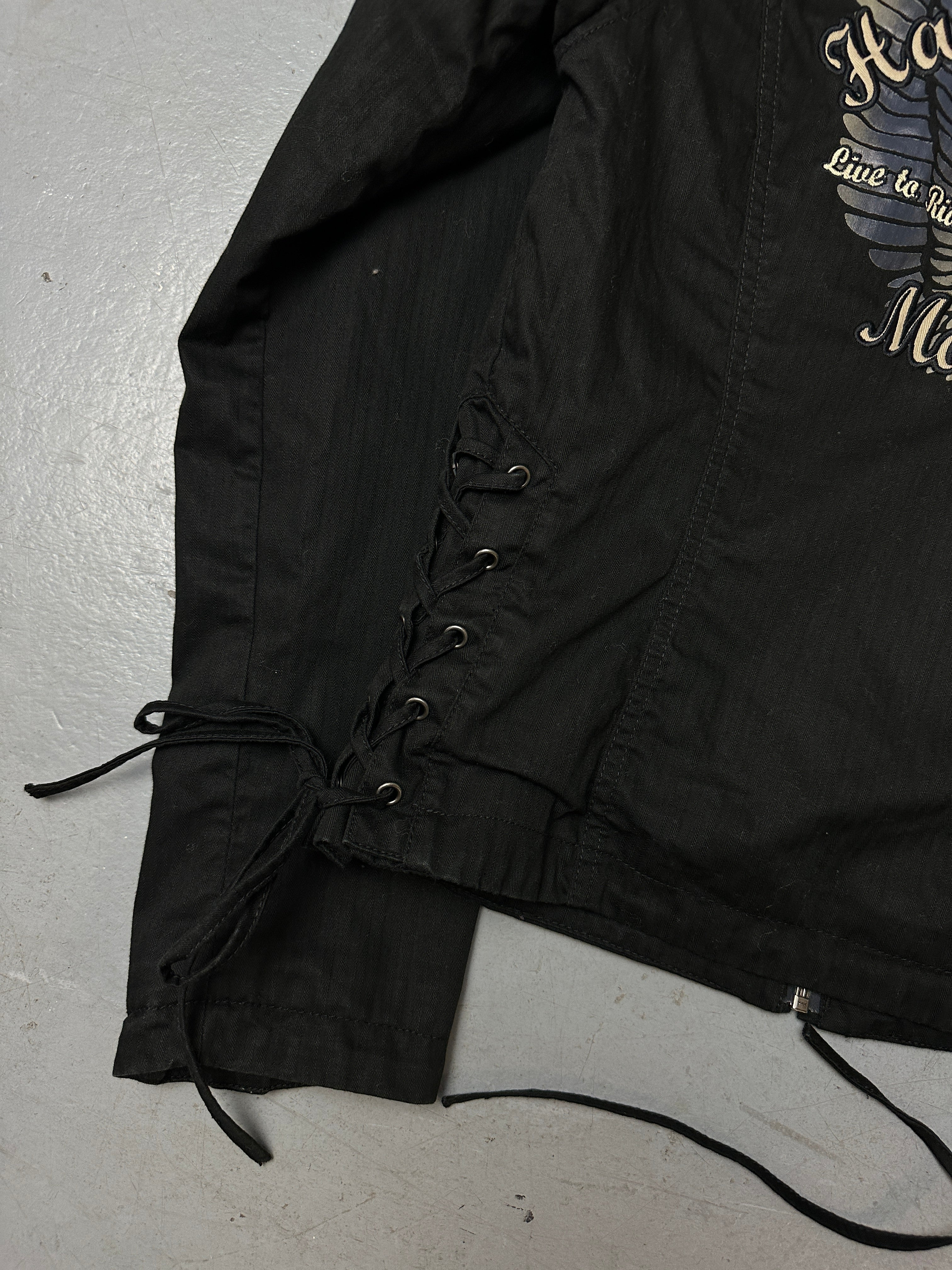 Detailliertes Produktbild von Vintage Black Harley Davidson Jacket S/M von hinten