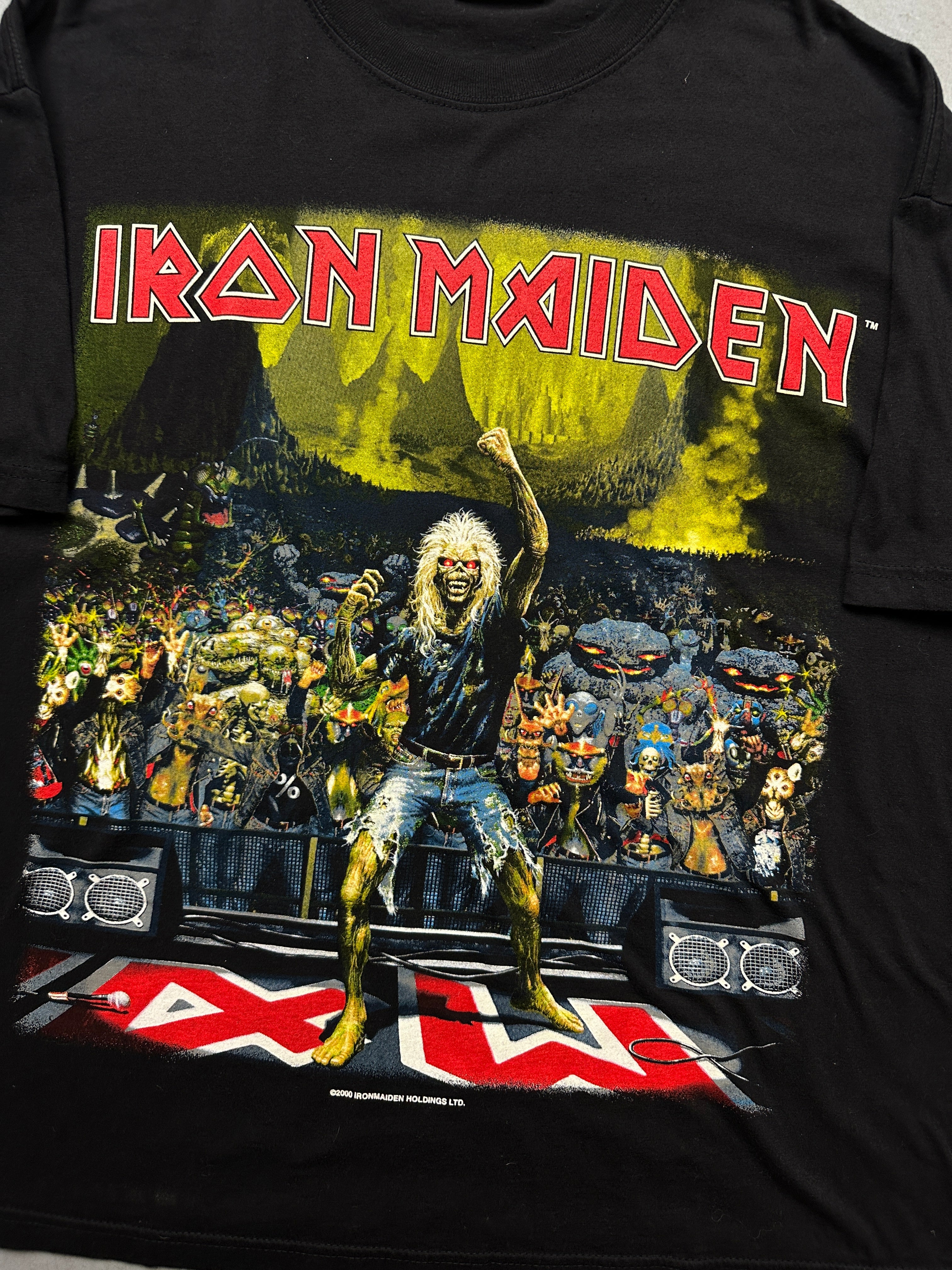 Vintage Iron Maiden Band T-Shirt für Männer. Y2K Secondhand 2000s Fashion