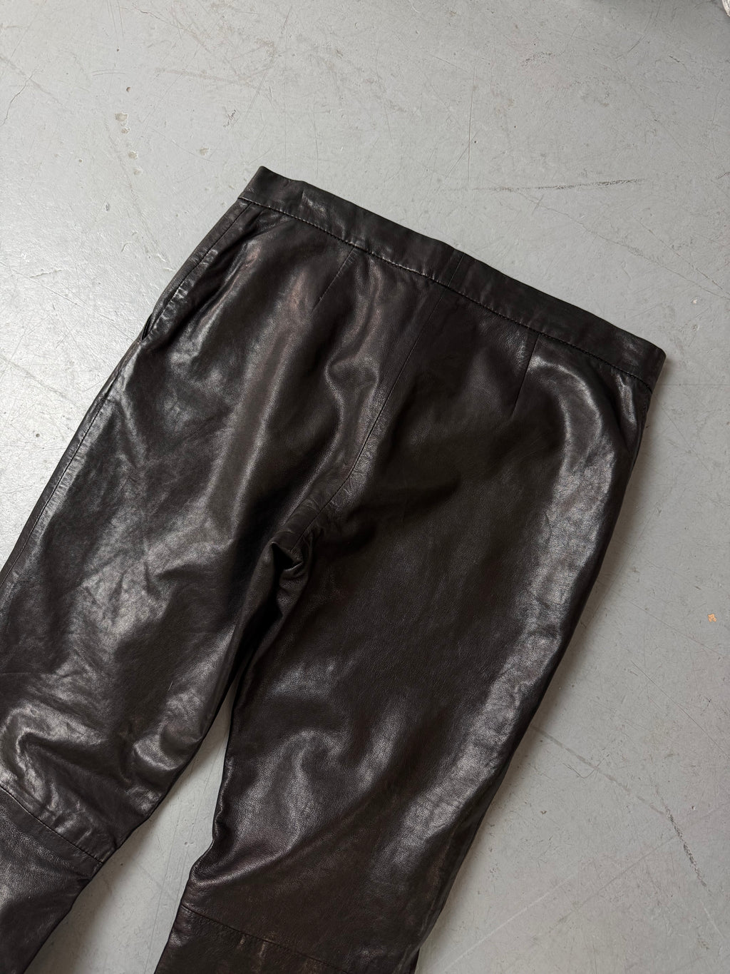 Vintage Moschino Black Leather Pants für Herren. Secondhand Y2K 2000s Fashion