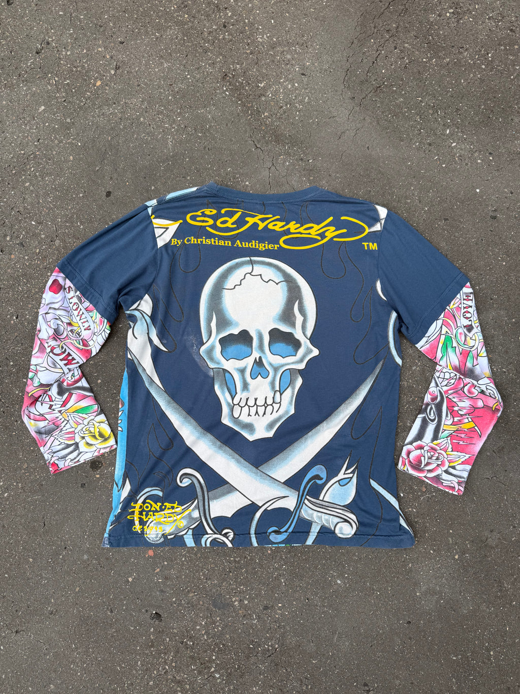 Vintage Ed Hardy Crazy Printed Longsleeve L/XL