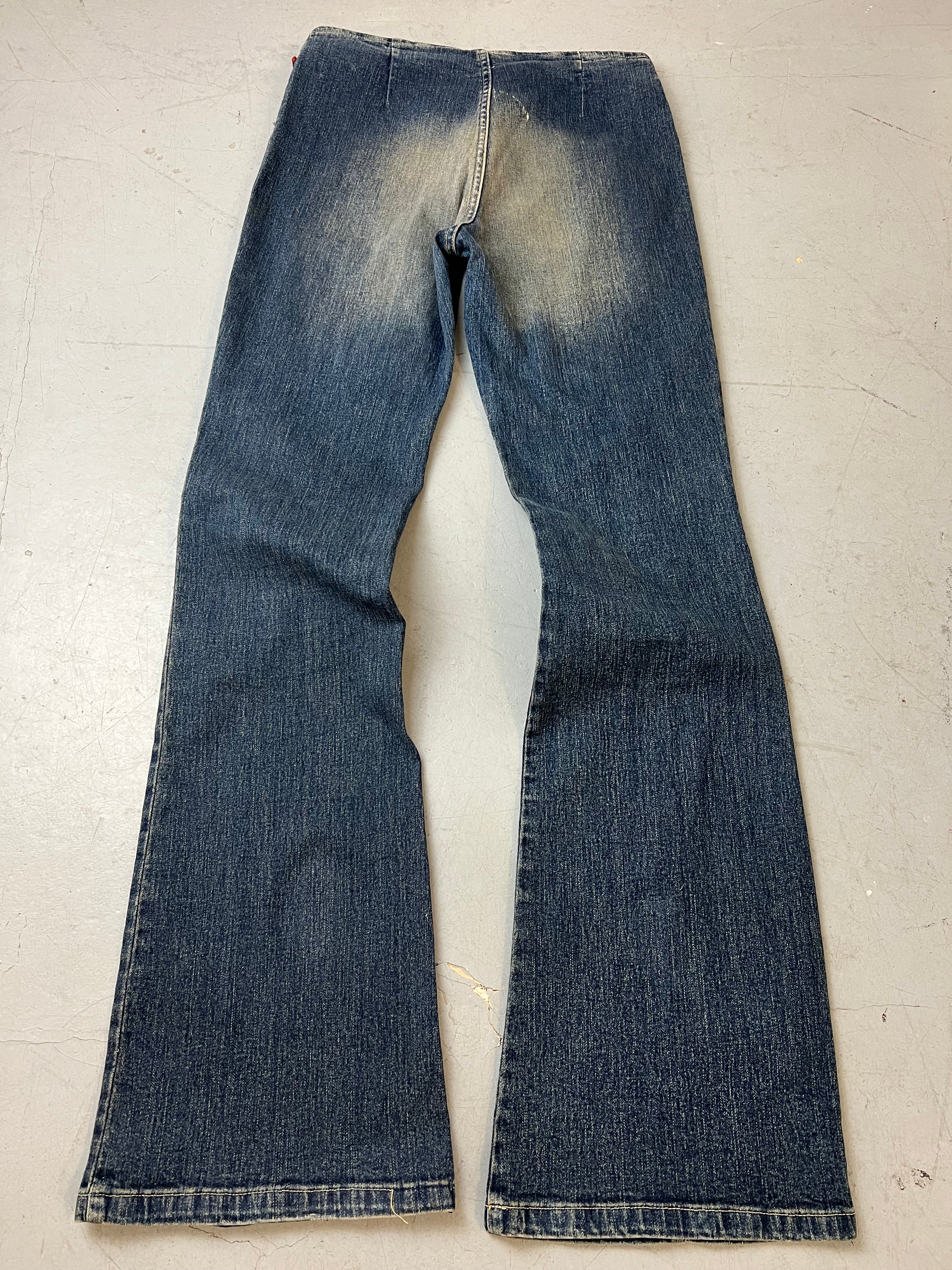 Vintage Mid Waist Bootcut Jeans mit Waschung für Damen. Y2K Second Hand 2000s Fashion