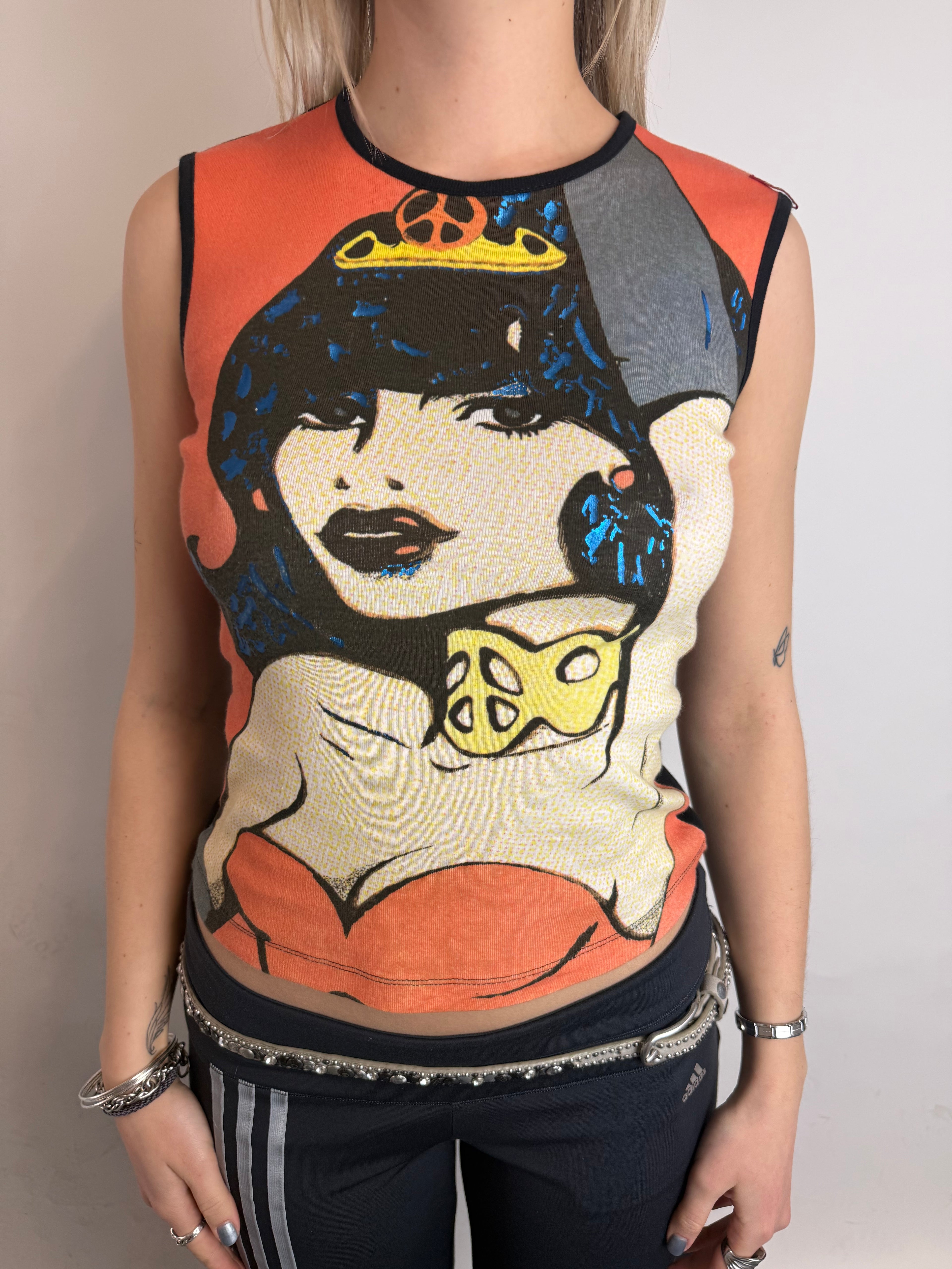 Vintage Miss Sixty Pop Art Printed Tank Top für Damen. Y2K Second Hand 2000s Fashion