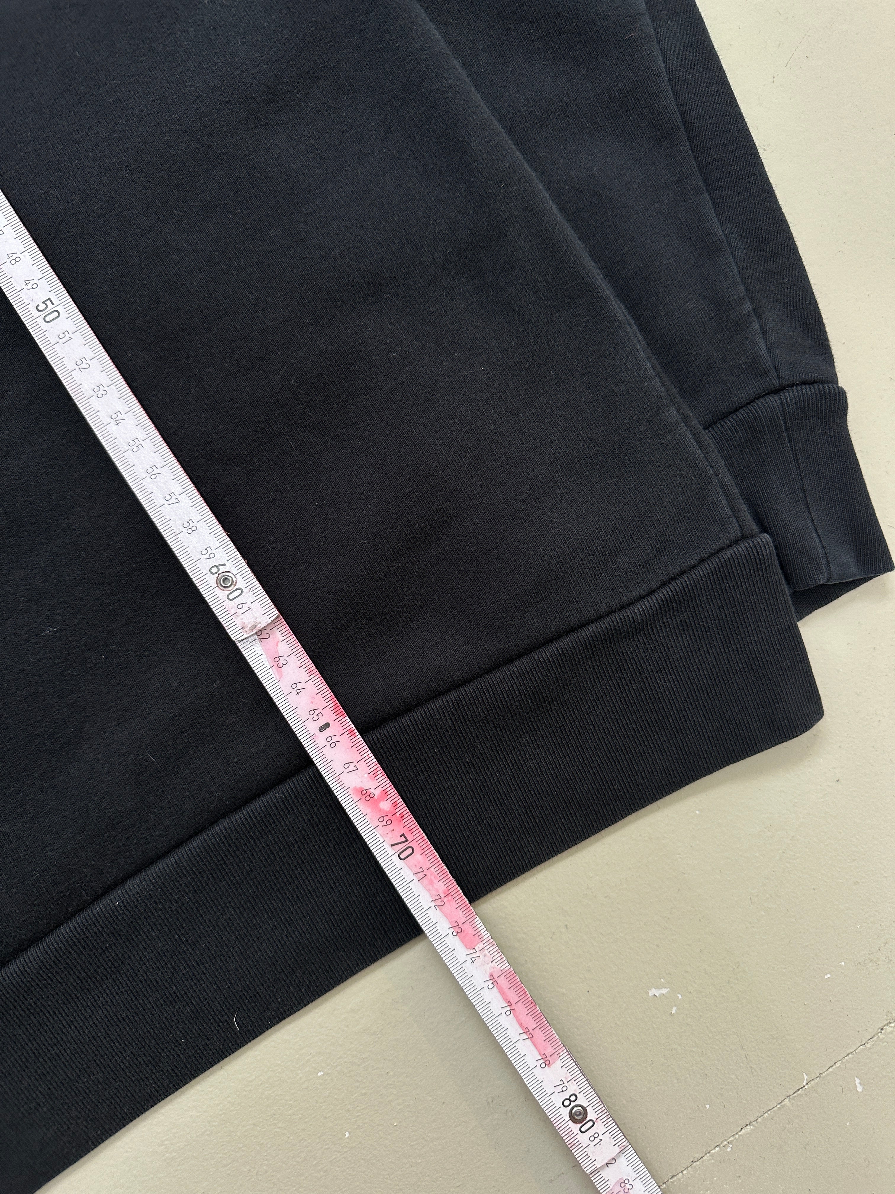Vintage Carhartt Black Logo Sweater für Herren. Y2K Second Hand 2000s Fashion 