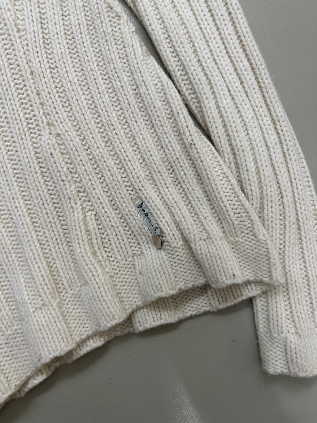 Vintage Armani Jeans Cream Turtleneck Knit Sweater für Herren. Y2K Second Hand 2000s Fashion