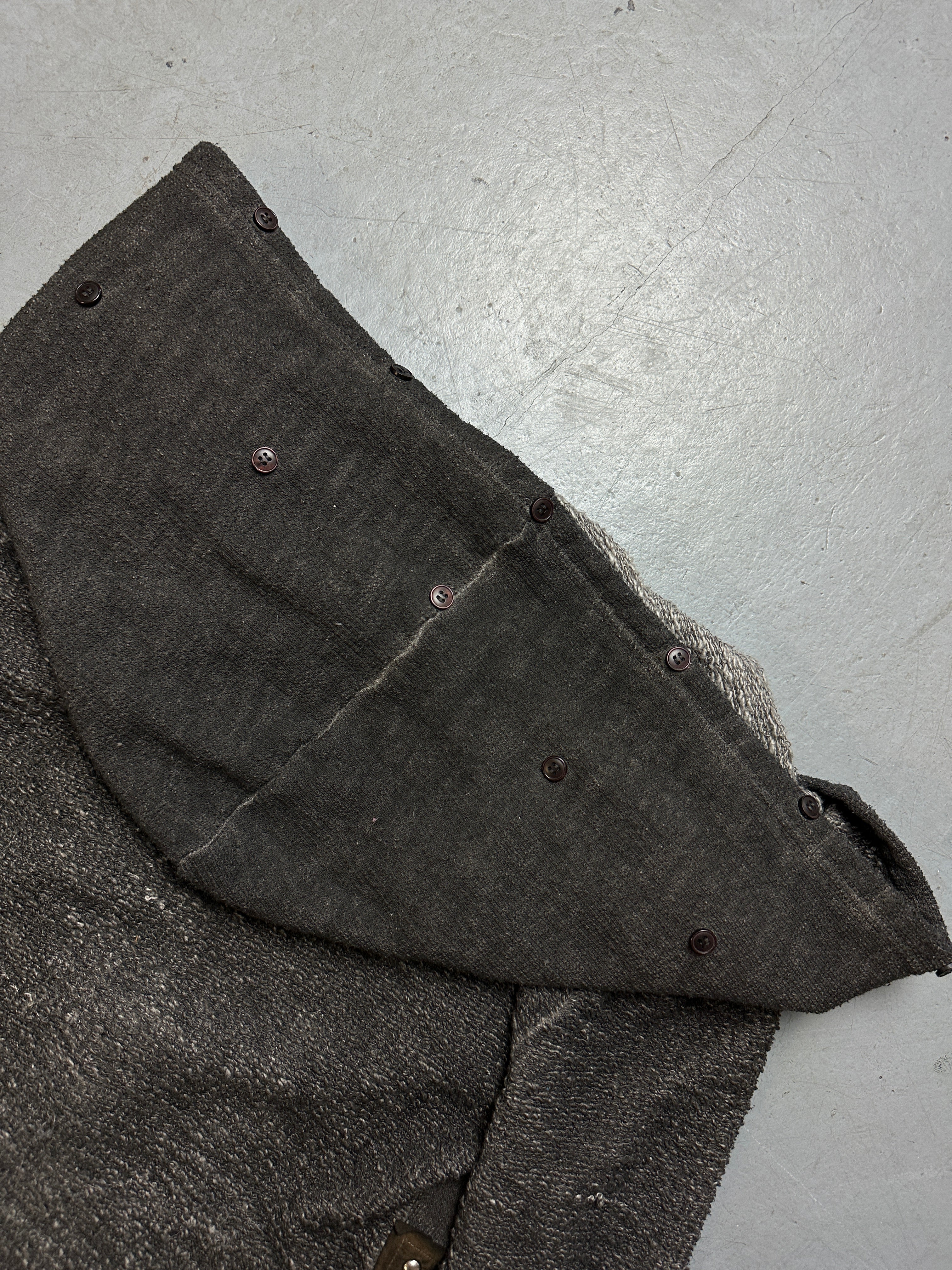 Detailliertes Produktbild von Vintage Sexy Woman Hooded Cardigan M/L von hinten