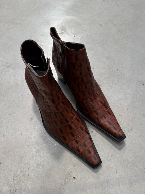Vintage Gionata Brown Crocodile Optic Cowboy Boots. Y2K Second Hand Fashion