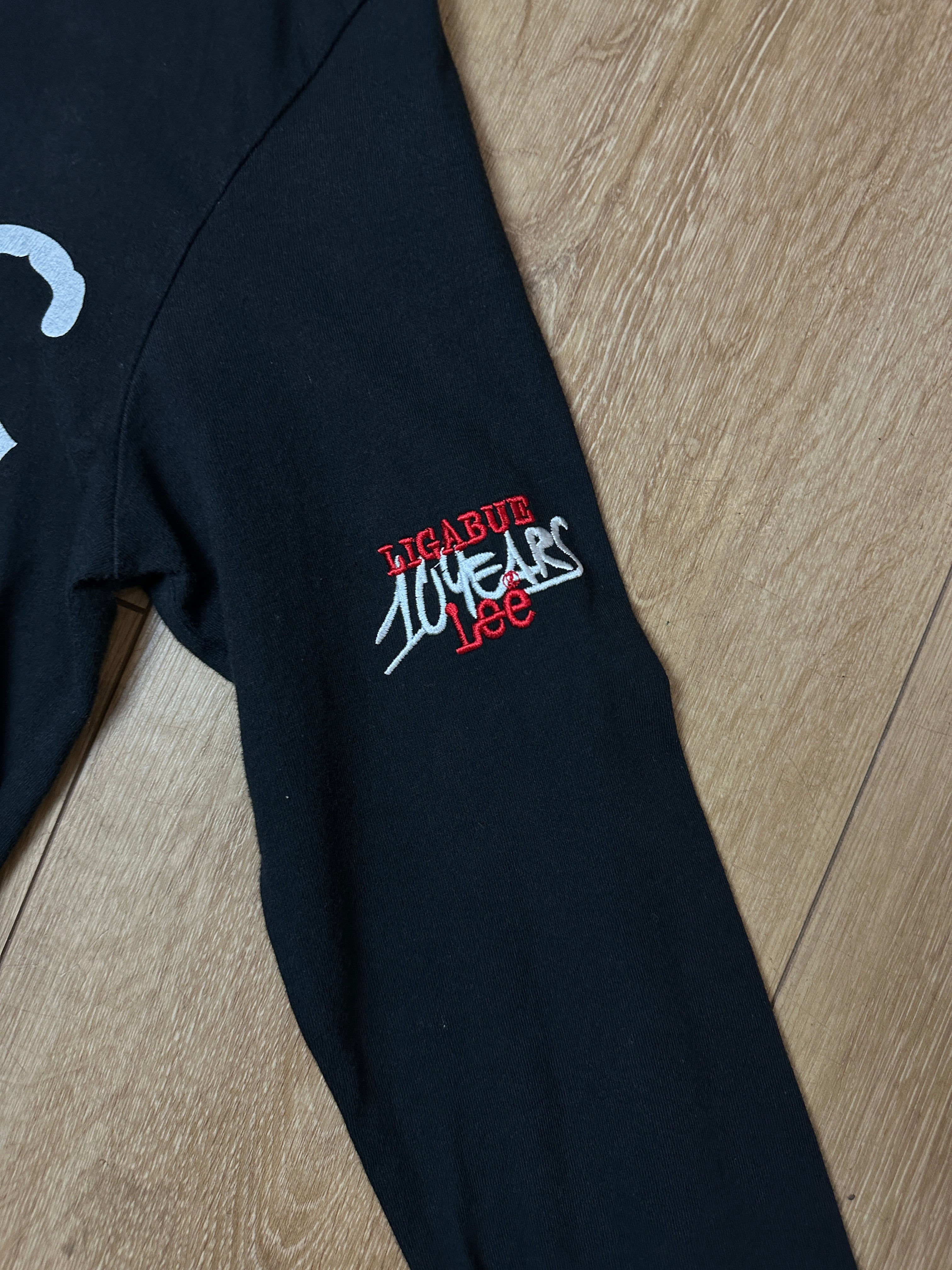 Detailbild Vintage Black Lee Longsleeve am Ärmel 