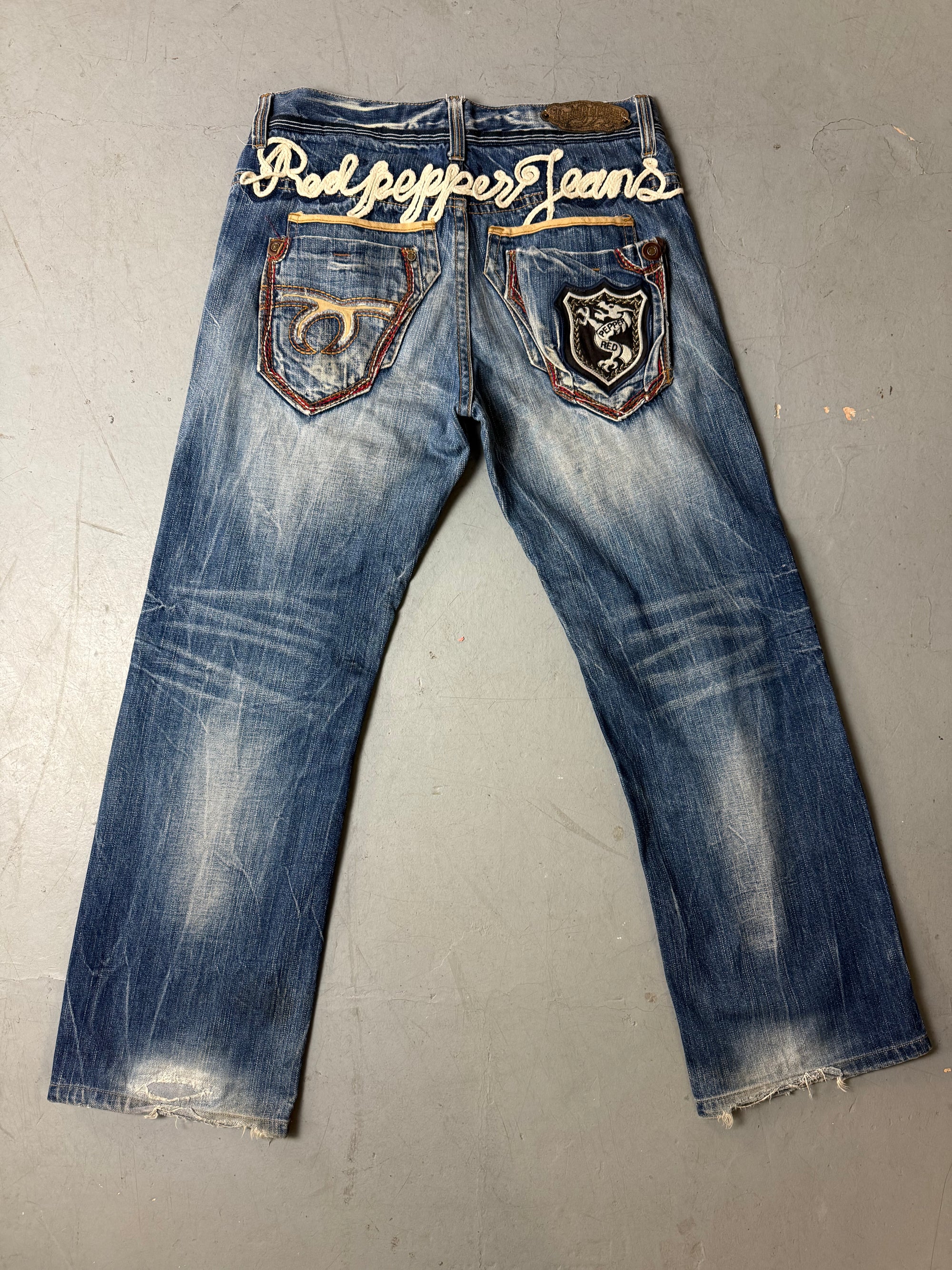 Produktbild von einer Vintage Red Pepper Baggy Stright Leg Jeans von hinten