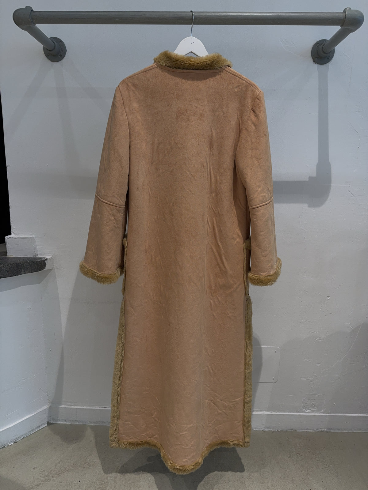 Lavare & Becco Beige Mantel (XL)