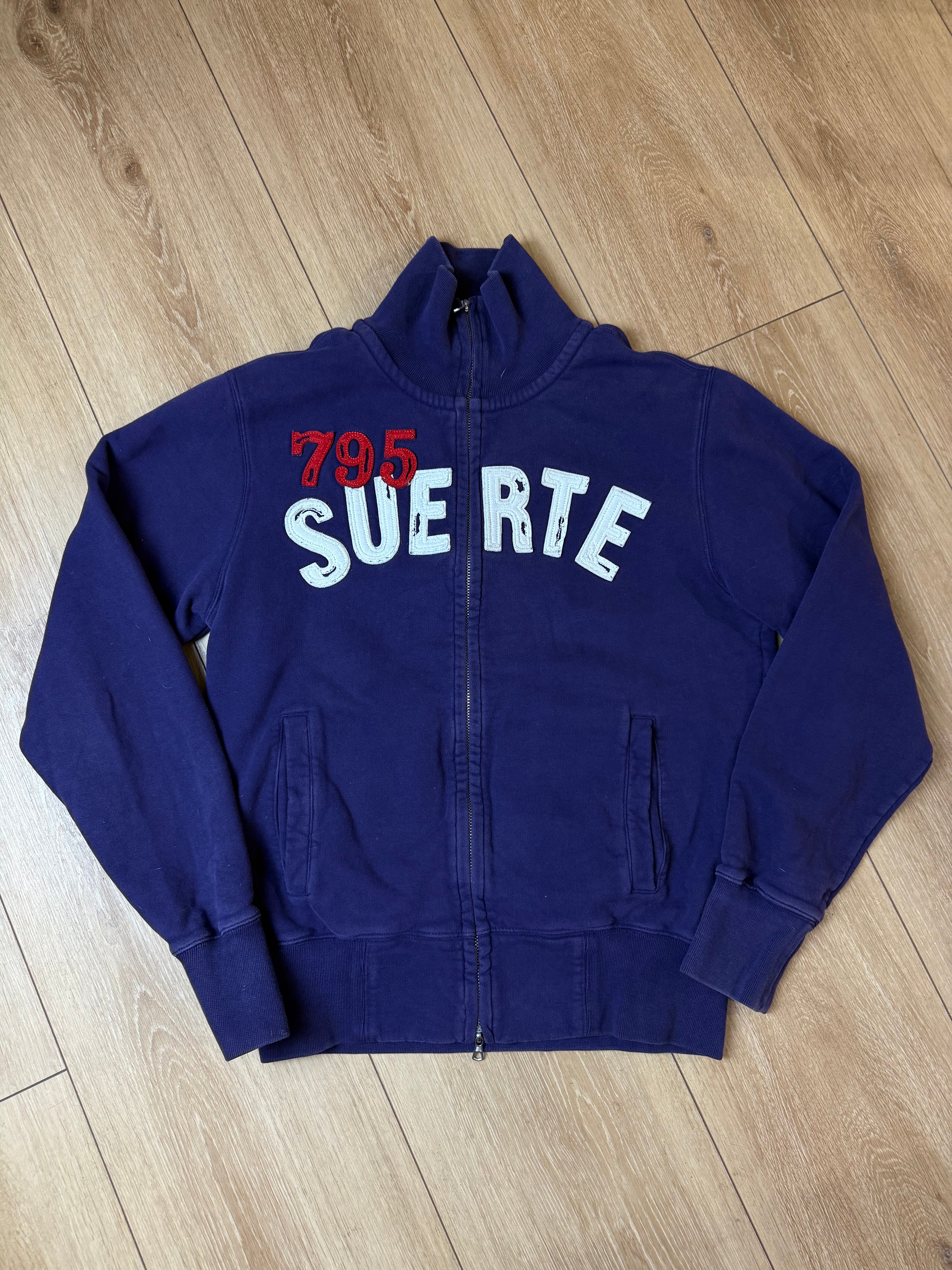 Produktbild von einem Vintage Suerte Purple Zip Up Sweater von vorne