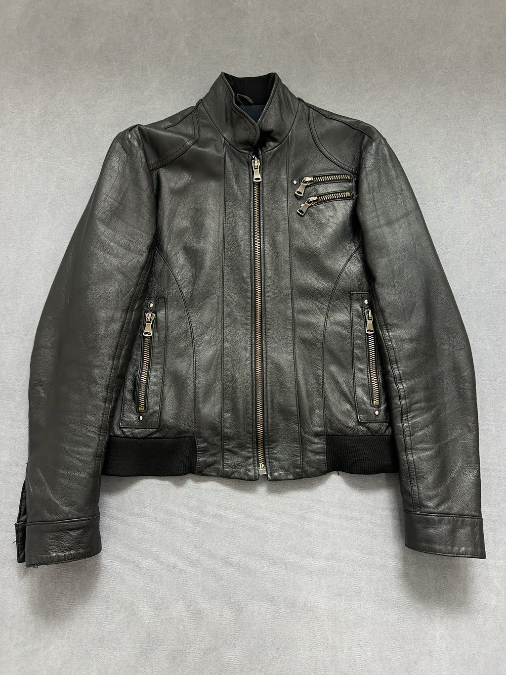 Vintage Leather Jacket für Herren. Y2K Second Hand 2000s Fashion