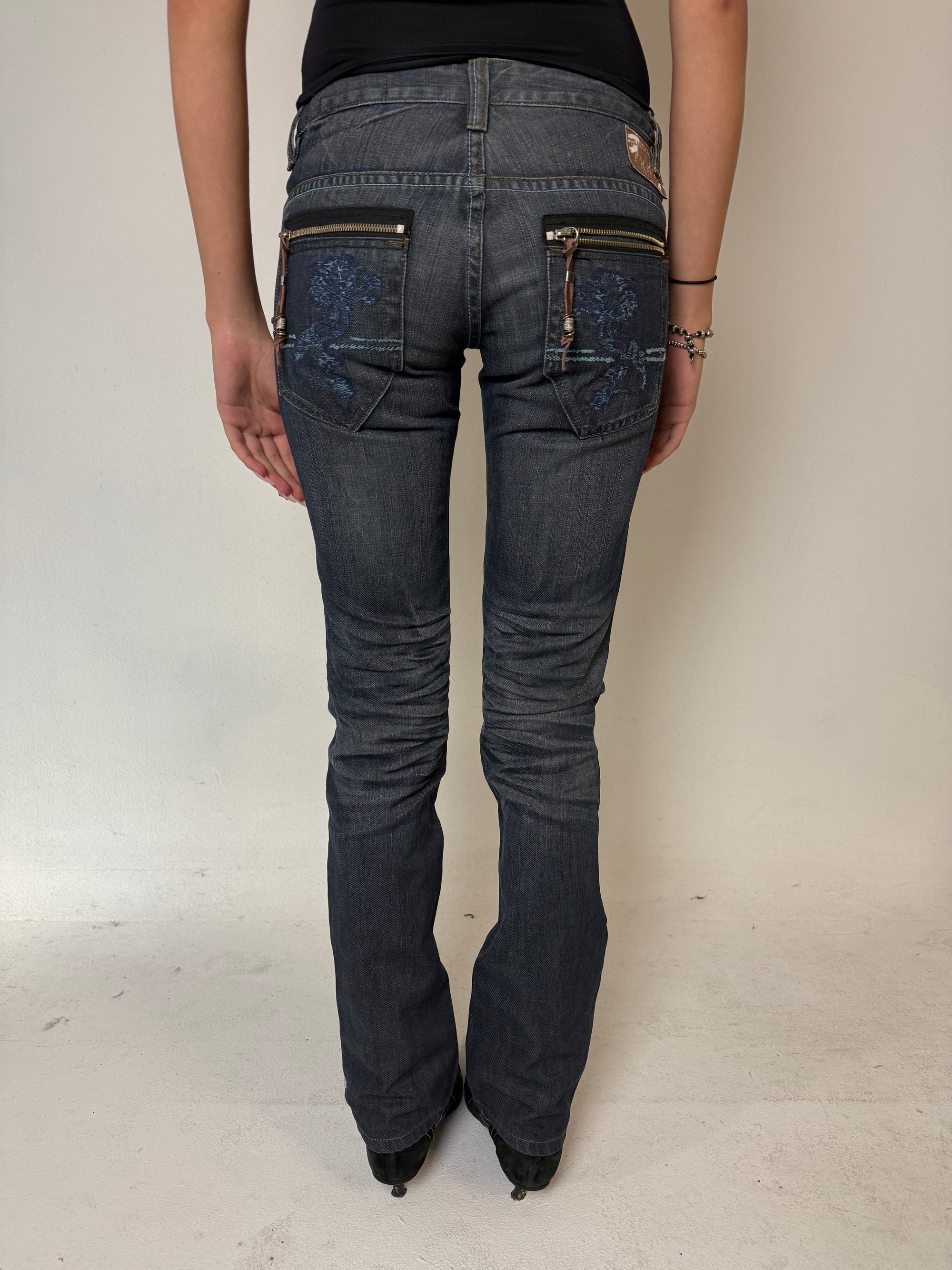 Vintage Unlimited Creativity Low Waist Dark Denim Jeans S
