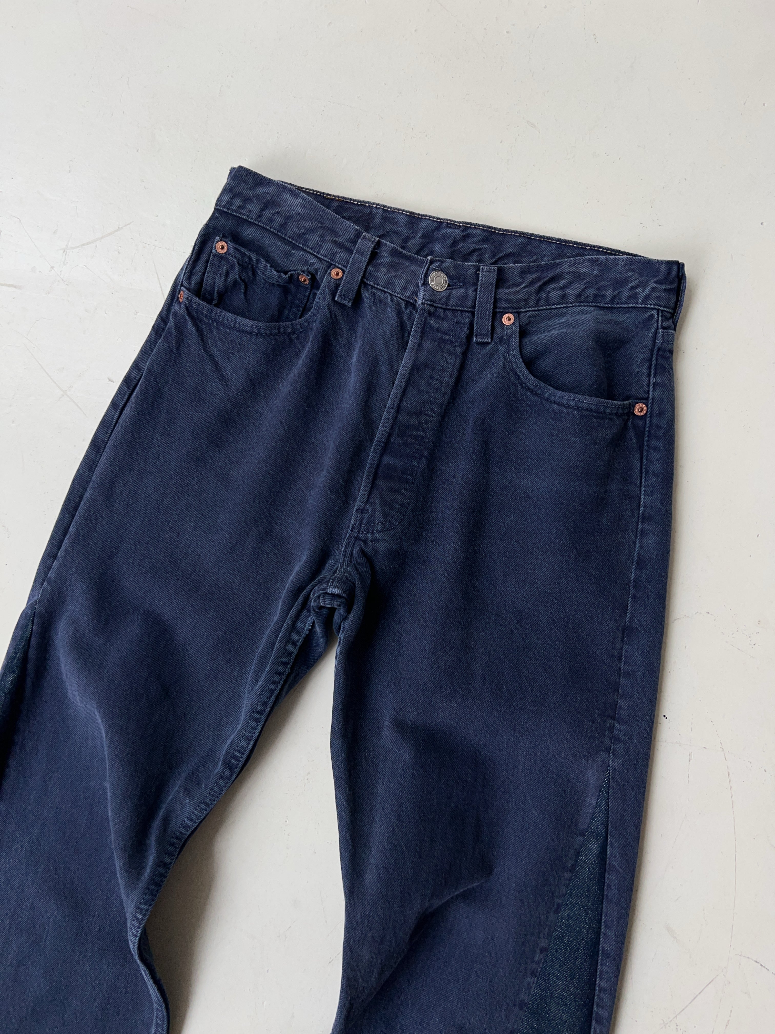 Vintage Levi's 501 Darkblue Reworked Bootcut Jeans (L)