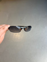 Laden Sie das Bild in den Galerie-Viewer, Oakley Raver Sunglasses Black