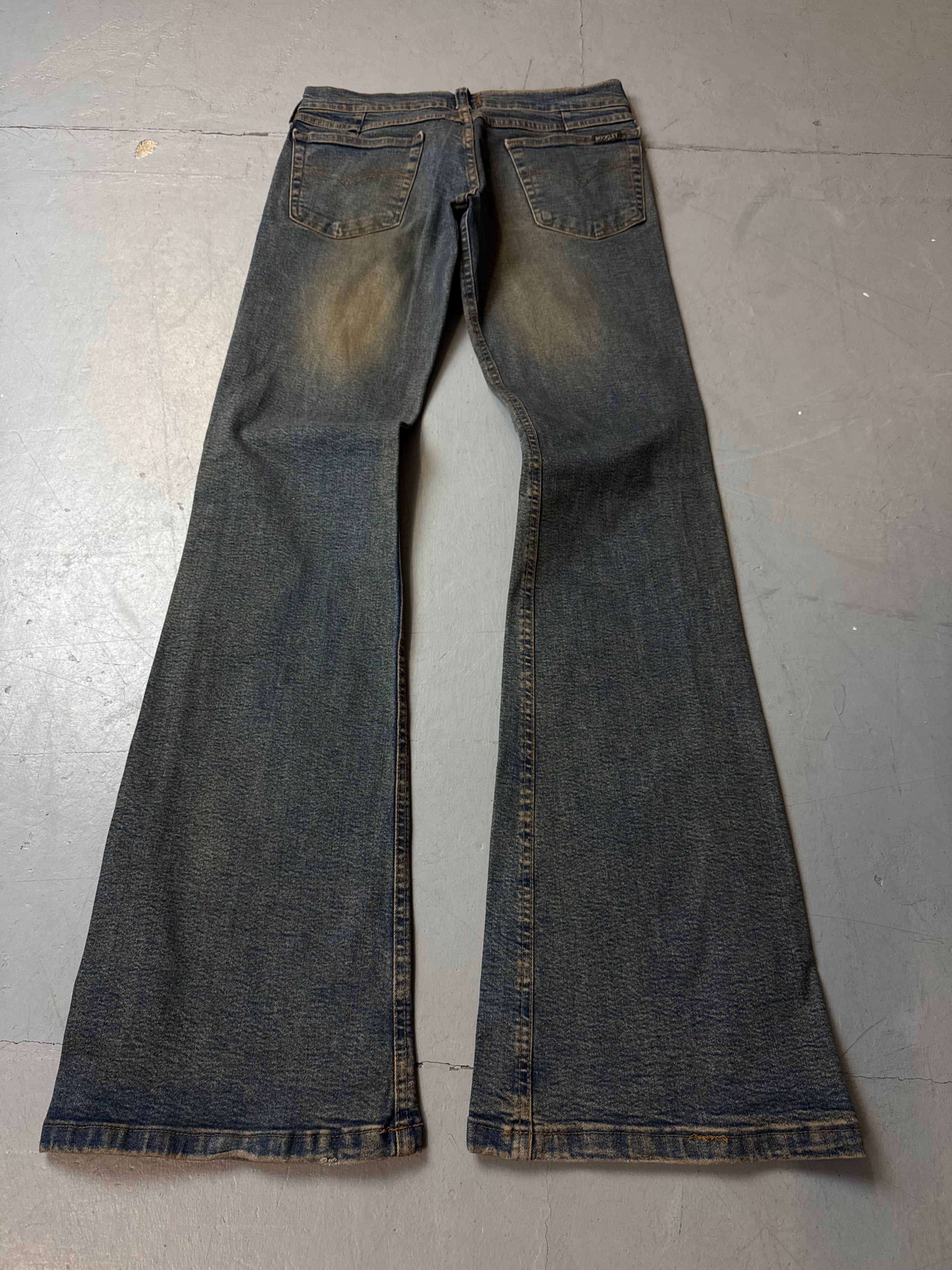 Vintage Boosley Flared Low Waist Jeans für Damen. Y2K Second Hand 2000s Fashion