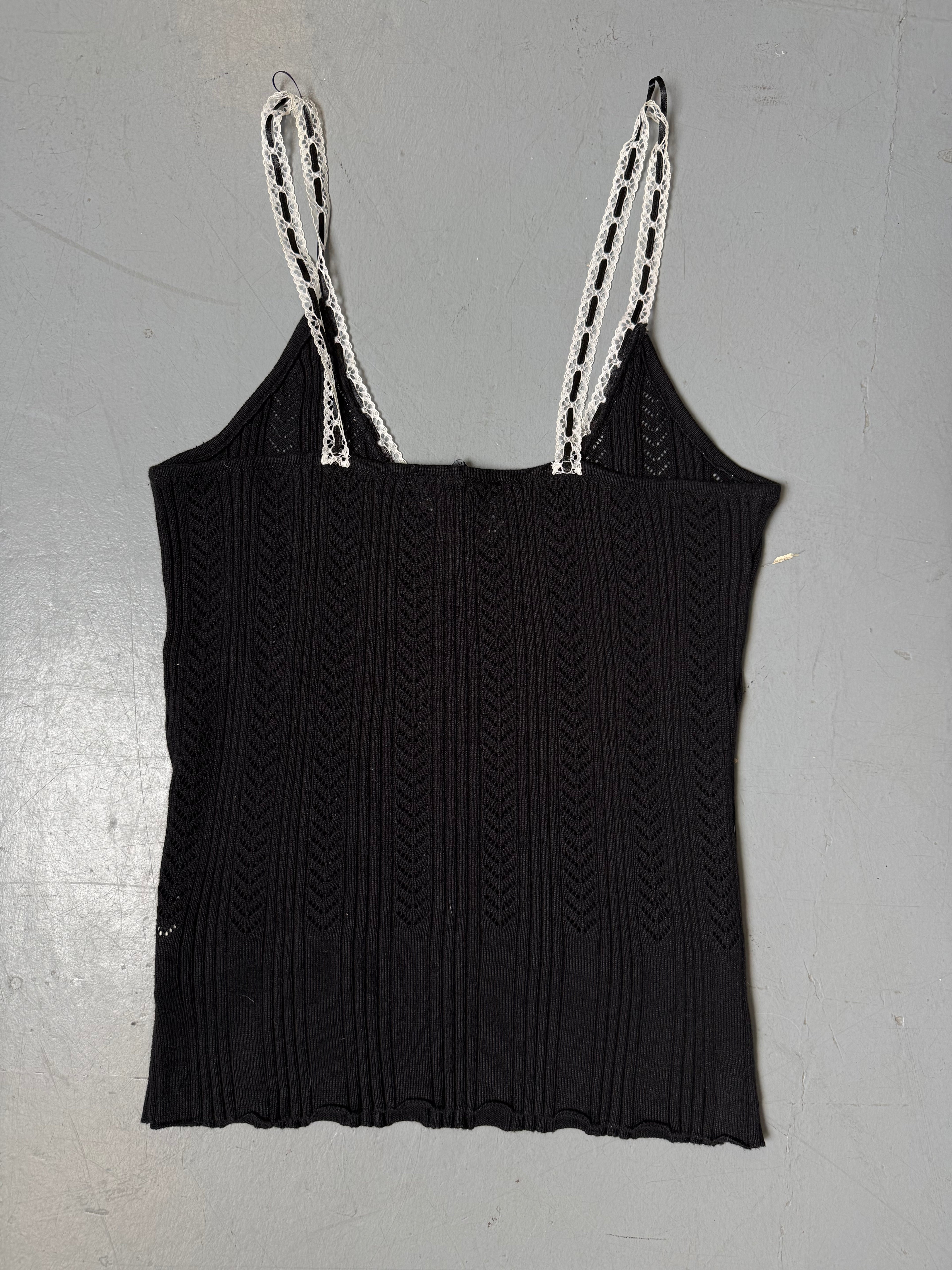 Vintage Black Knit Top with White Lace Details für Damen. Y2K Secondhand 2000s Fashion