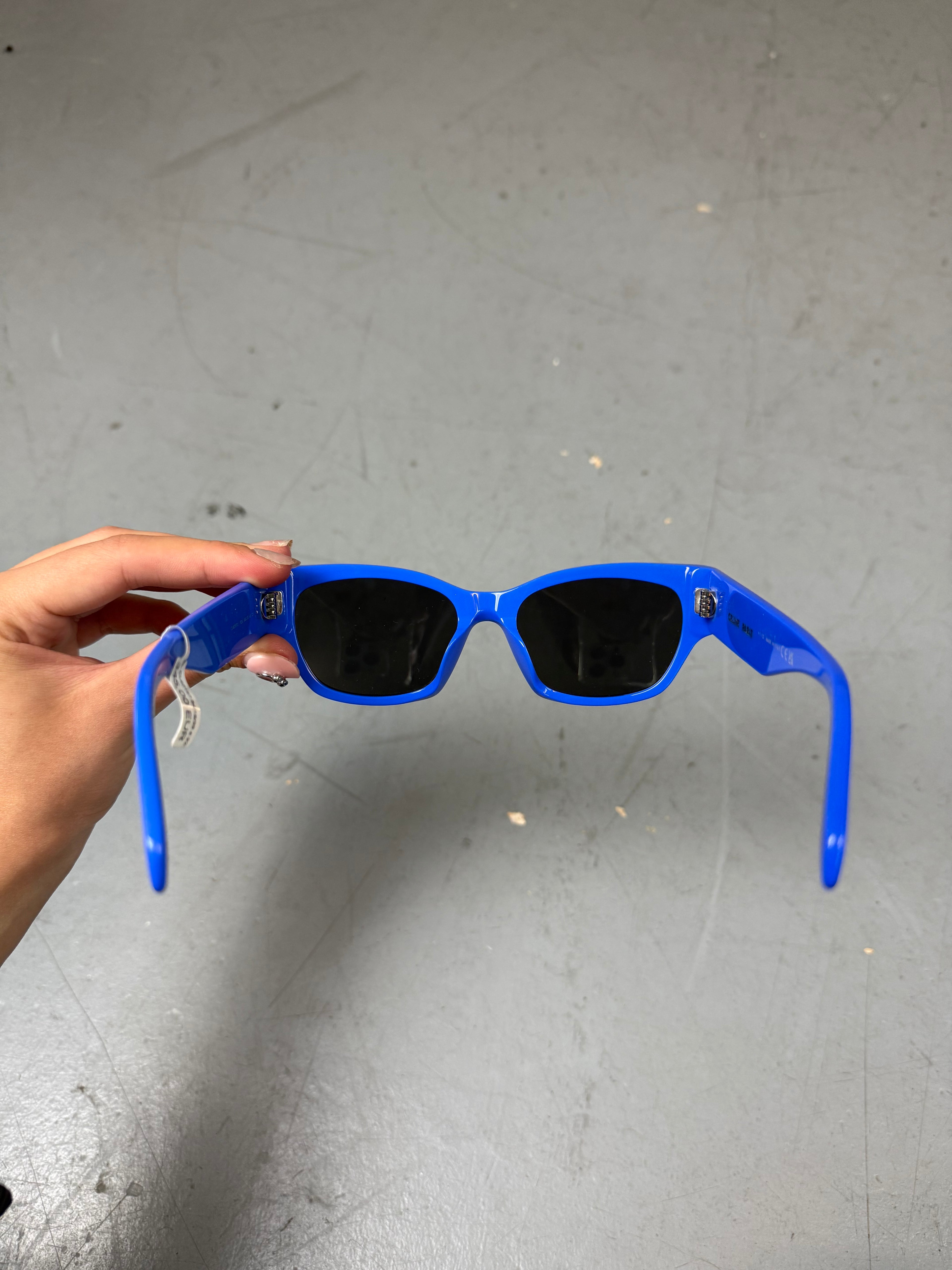 Rechteckige Sonnenbrille von Celine mit blauem Gestell 