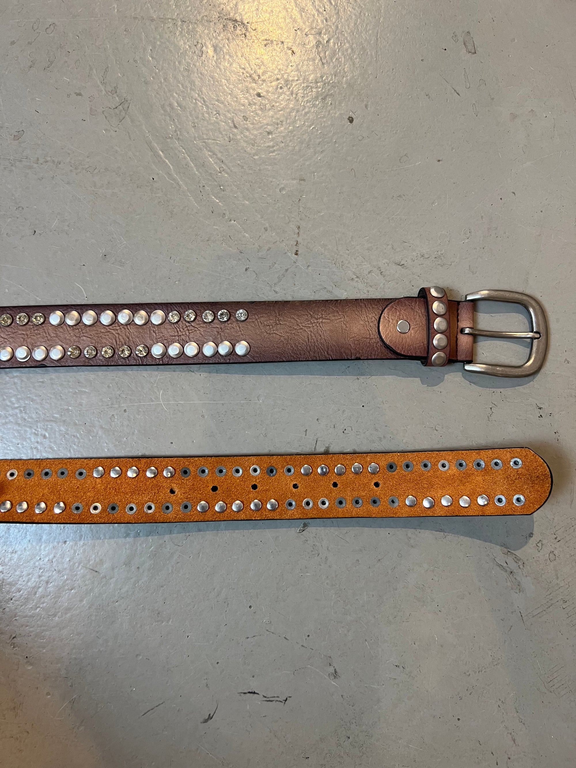 Vintage Brown Crazy Studded Star Belt