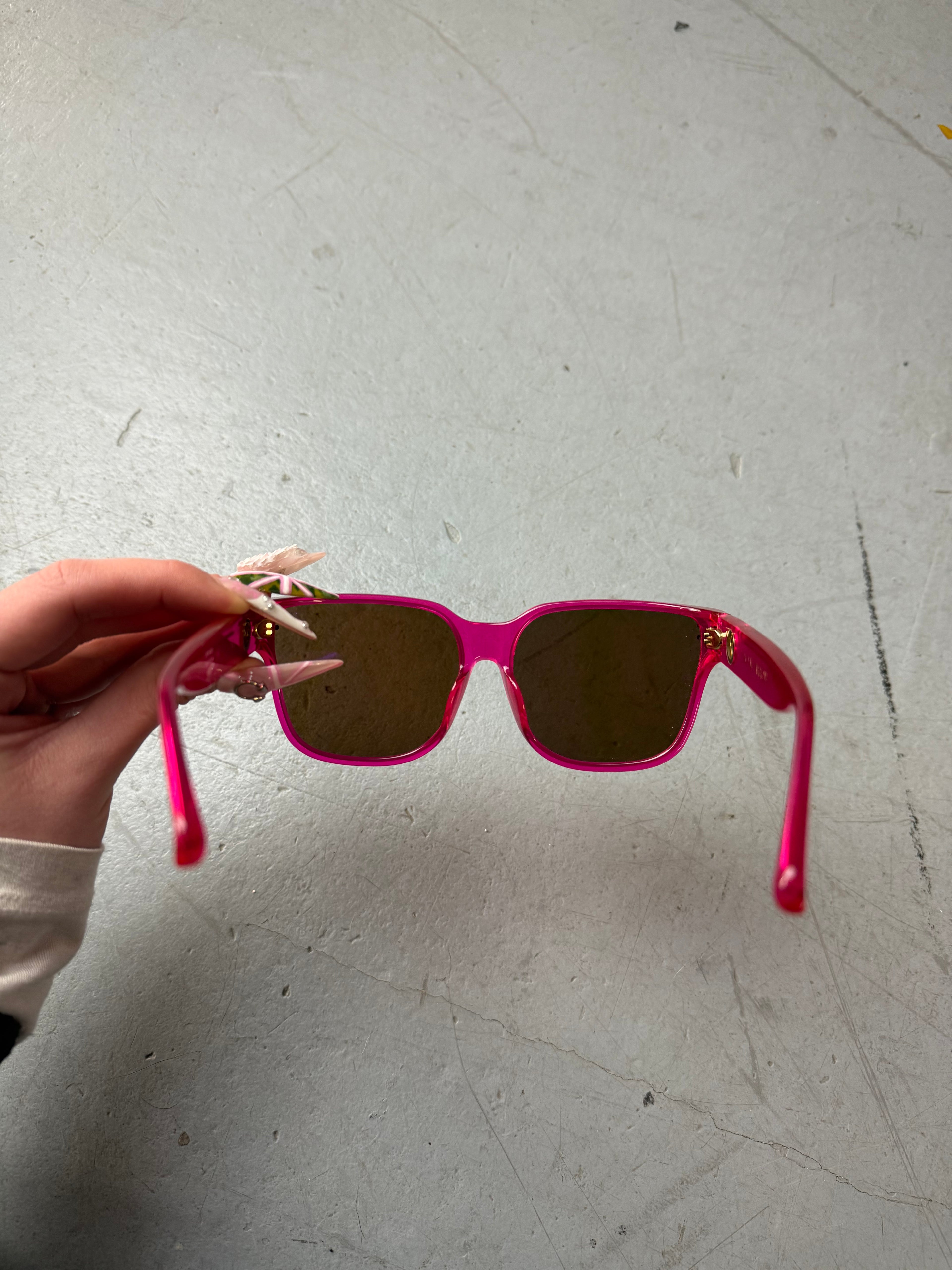 Linda Farrow Big Pink Sunglasses. Unisex. Y2K 2000s Fashion.