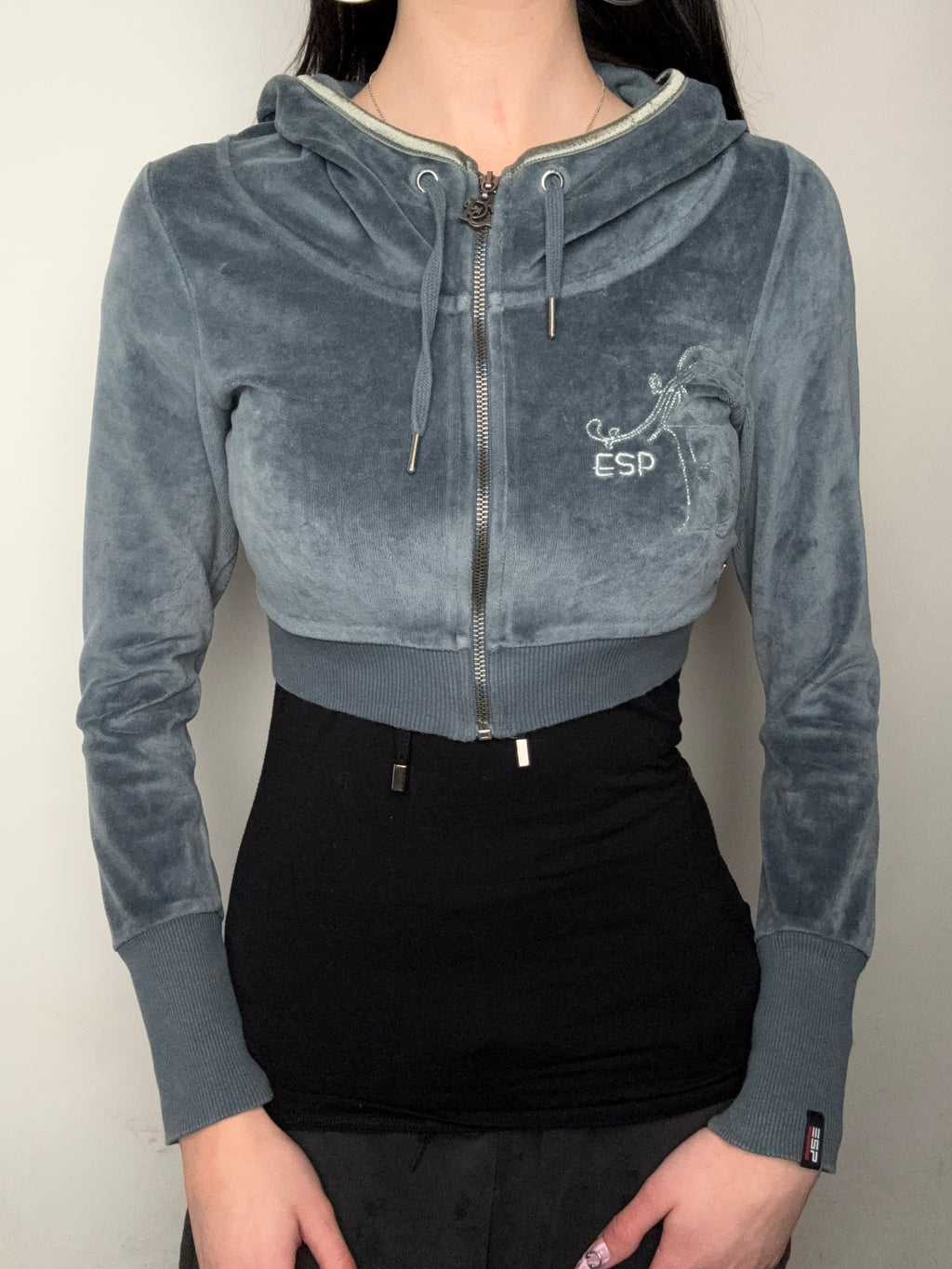 Vintage Petrol Super Cropped Zip Hoodie für Frauen. Y2K Second Hand 2000s Fashion