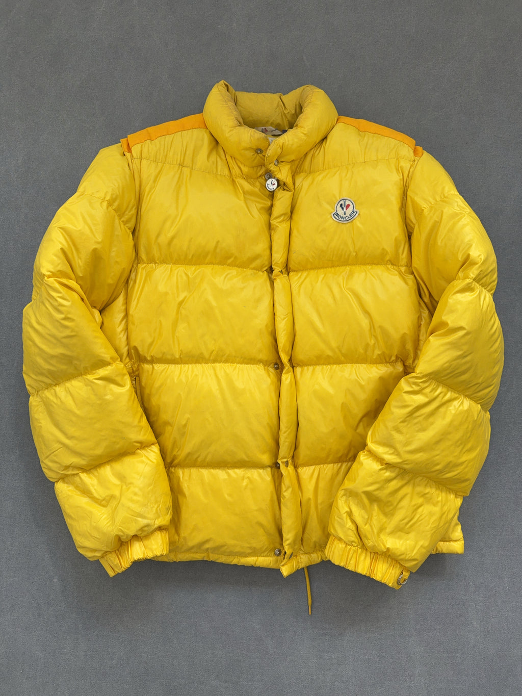 Vintage Moncler Puffer (XL)