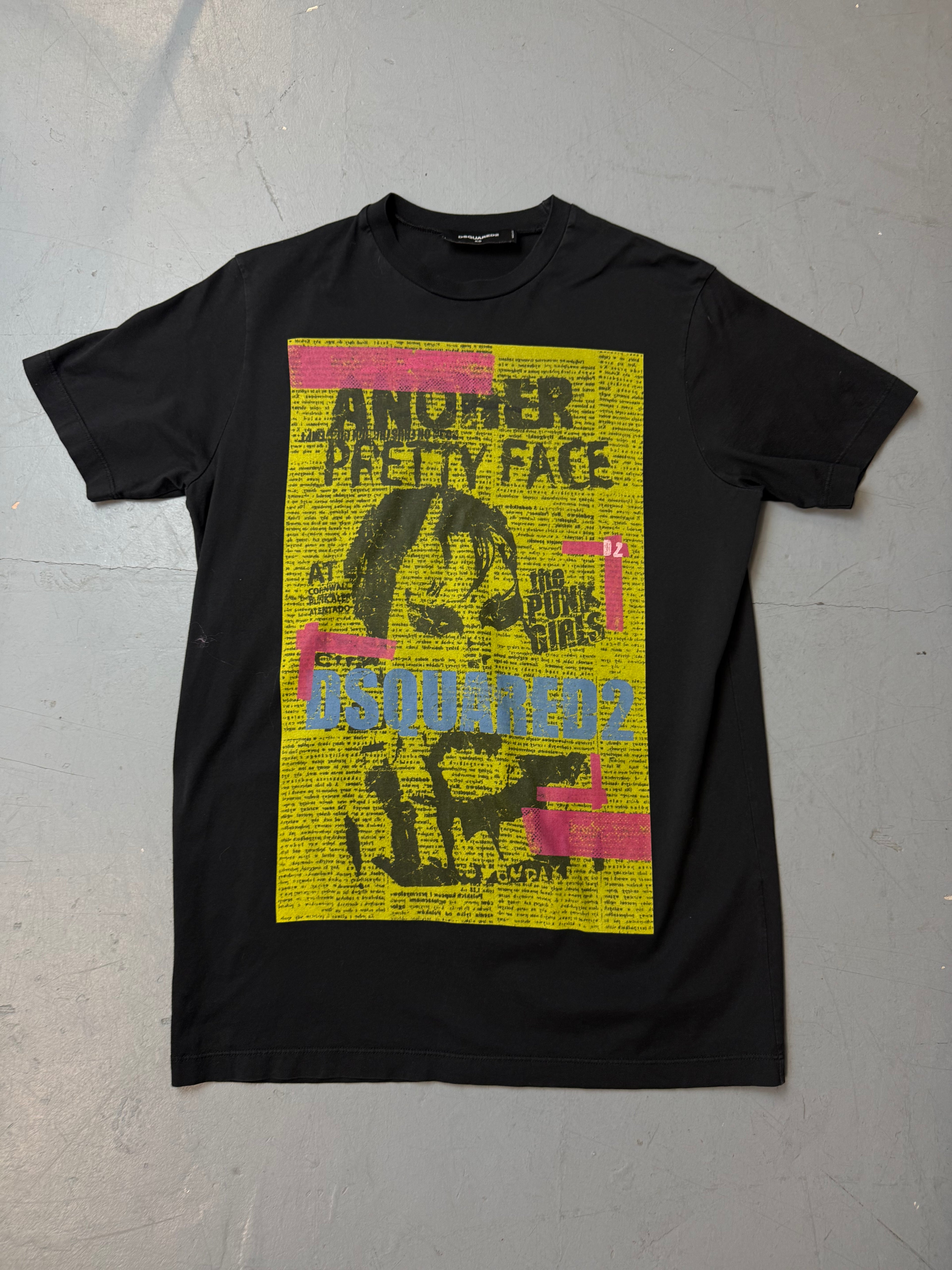 Vintage Dsquared2 Another Pretty Face Printed T-Shirt mit buntem Print für Herren. Y2K Second Hand 2000s Fashion