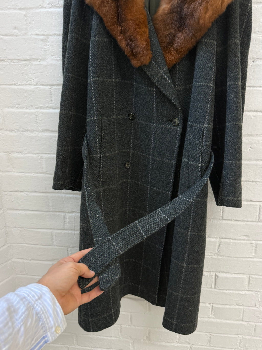 Vintage Valentino Mantel (52)