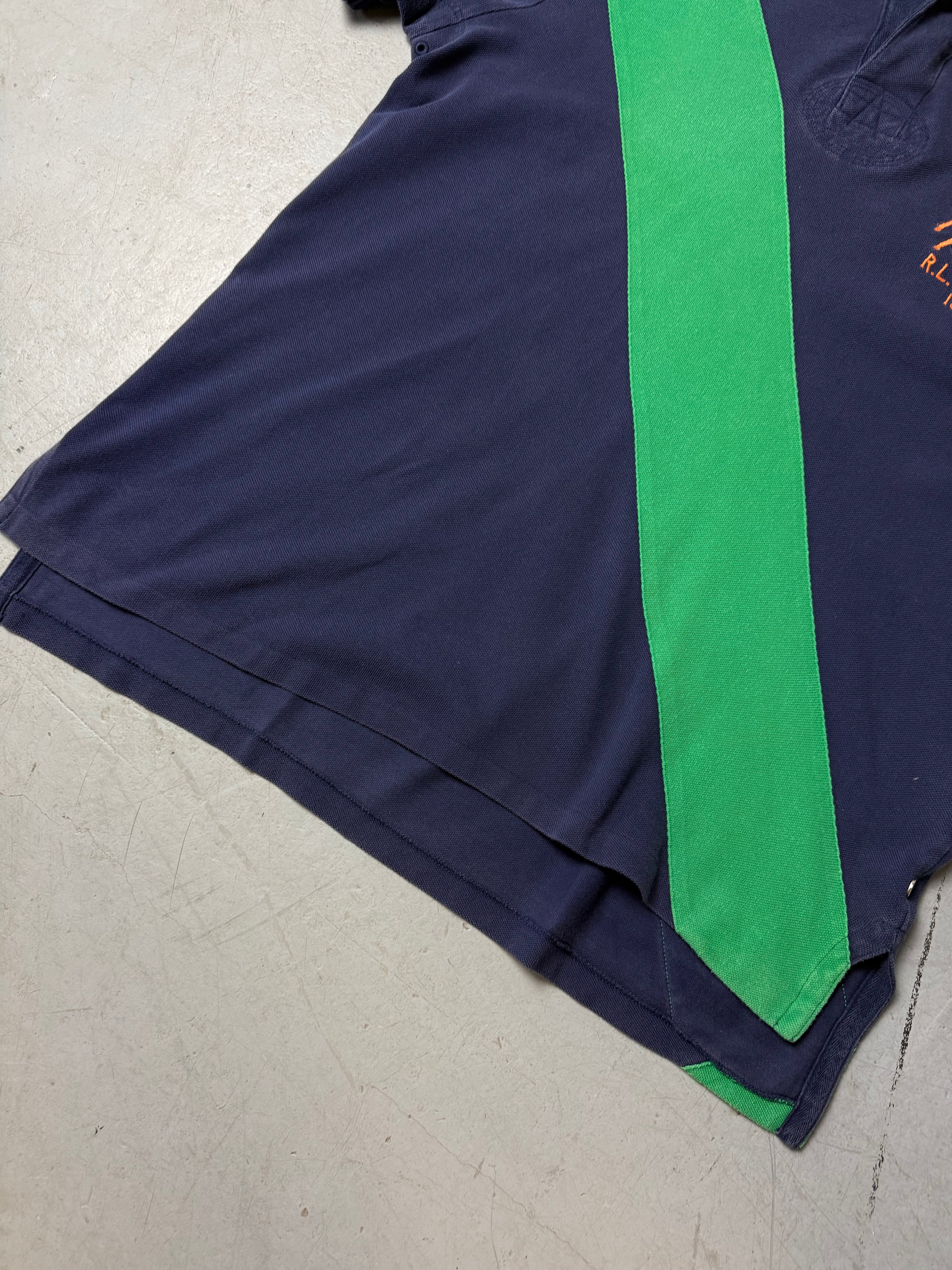 Vintage Polo Ralph Lauren Blue and Green Polo Shirt whit a big horse stitch for boys. Y2K Second Hand 2000s Fashion 