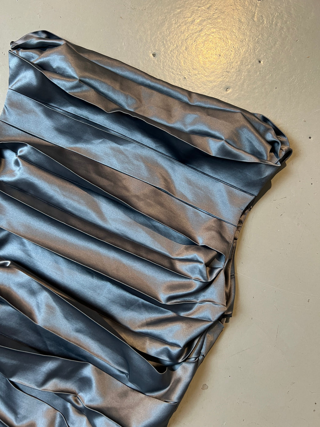 Vintage Silver Imperial Ruffle Top S