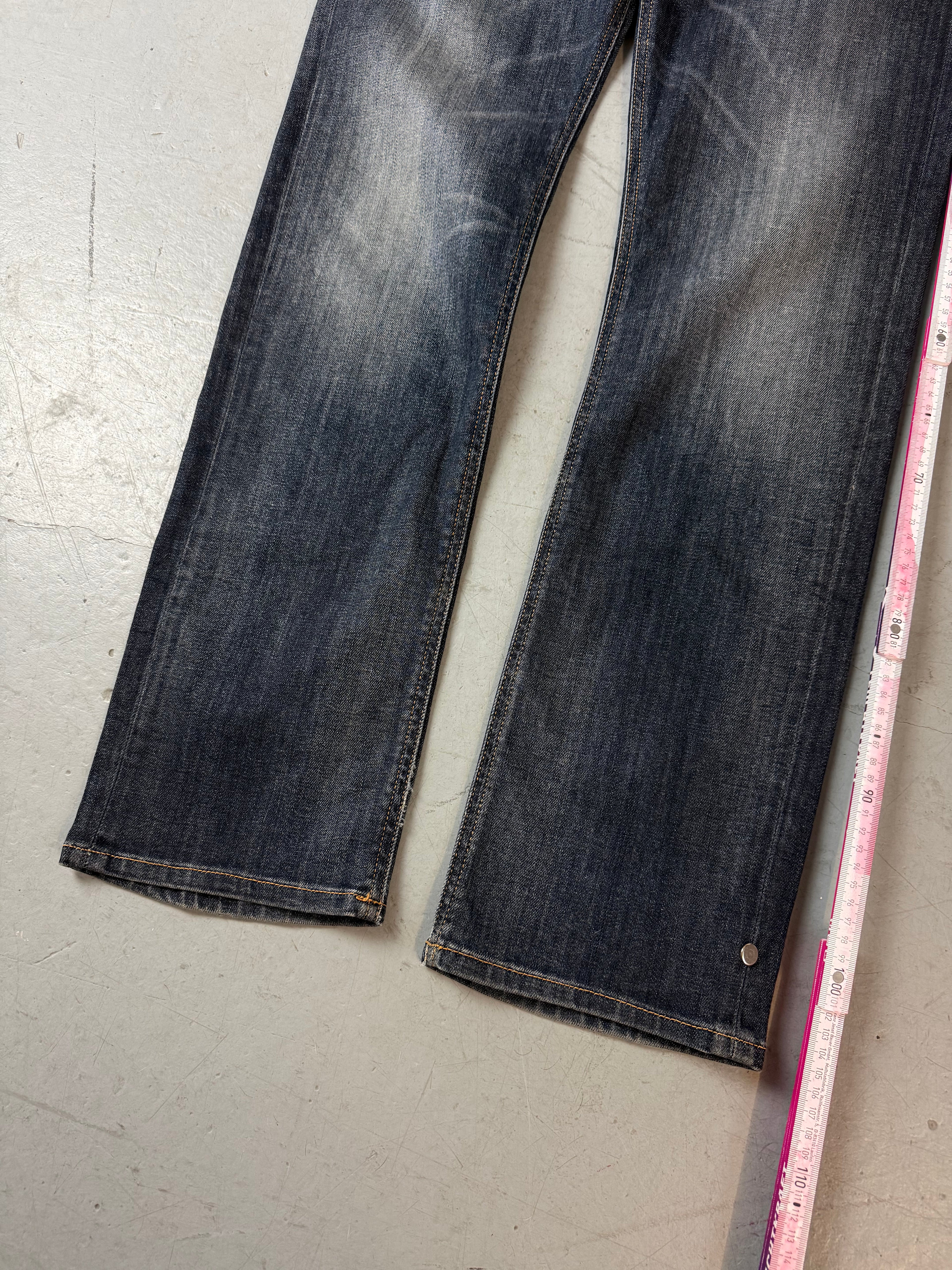 Vintage Diesel Waykee Straight Leg Jeans für Herren. Y2K Second Hand 2000s Fashion
