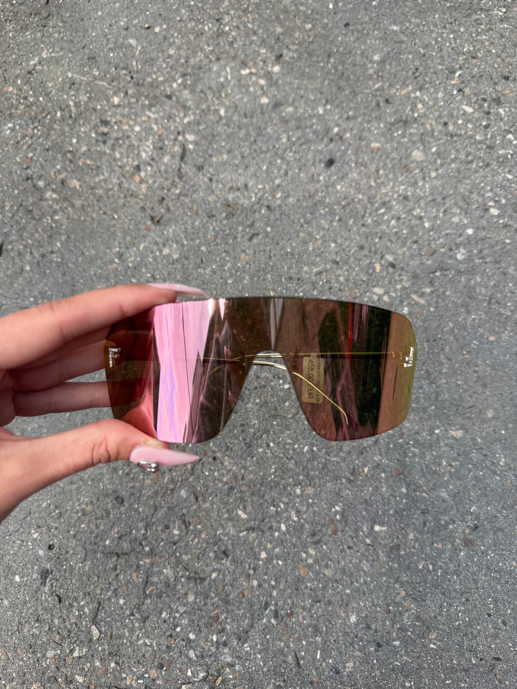 Sonnenbrille von Fendi mit großen Pink Orangen Gläsern