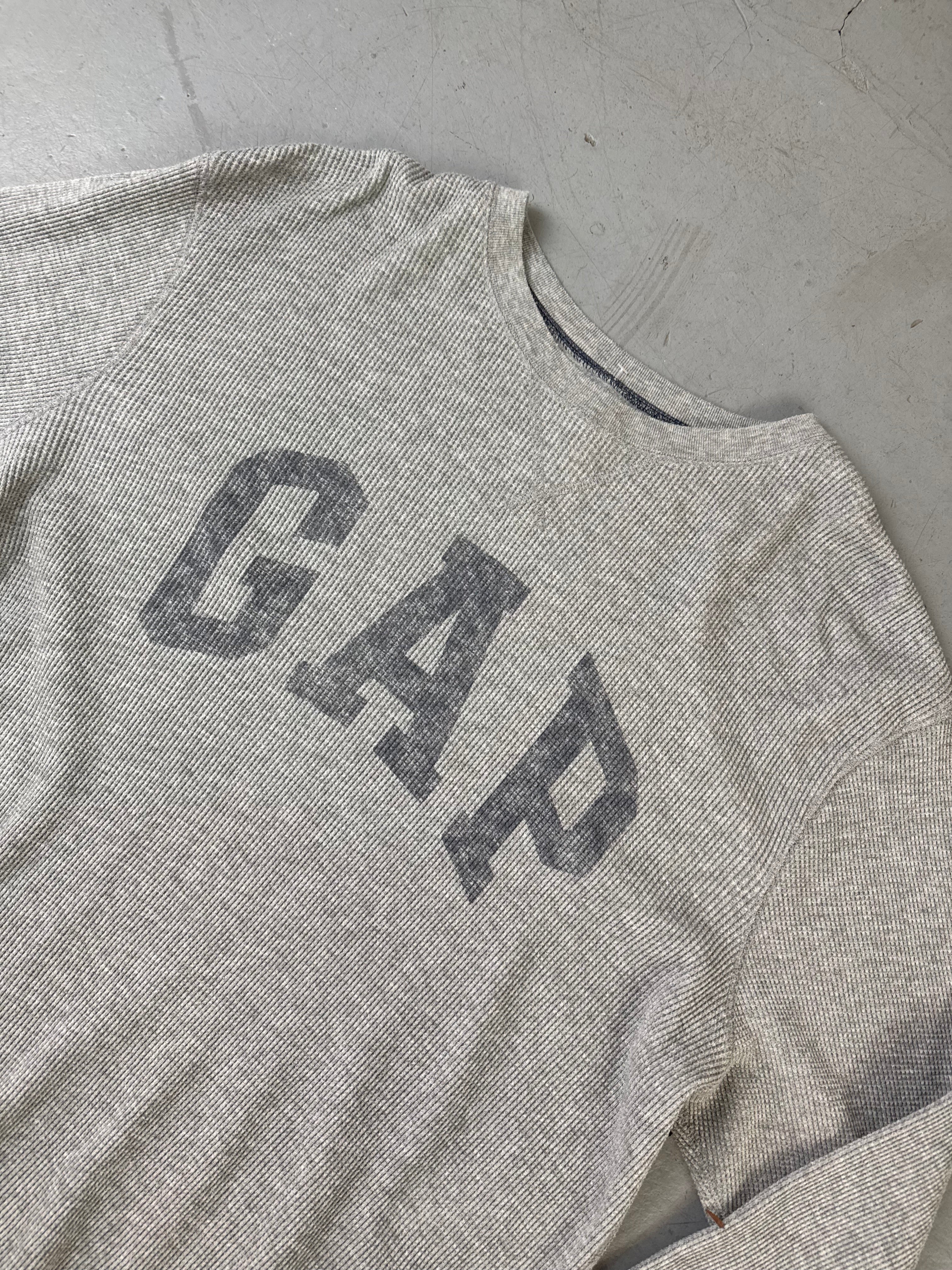 Vintage GAP Grey Longsleeve für Herren. Y2K 2000s Fashion.