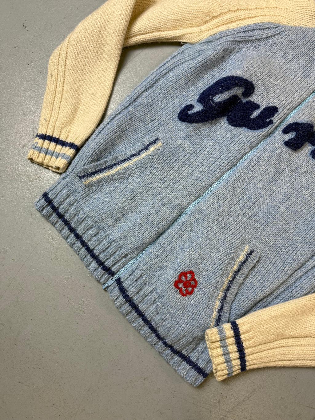 Vintage Guru Blue and Cream Knit Zip Up M
