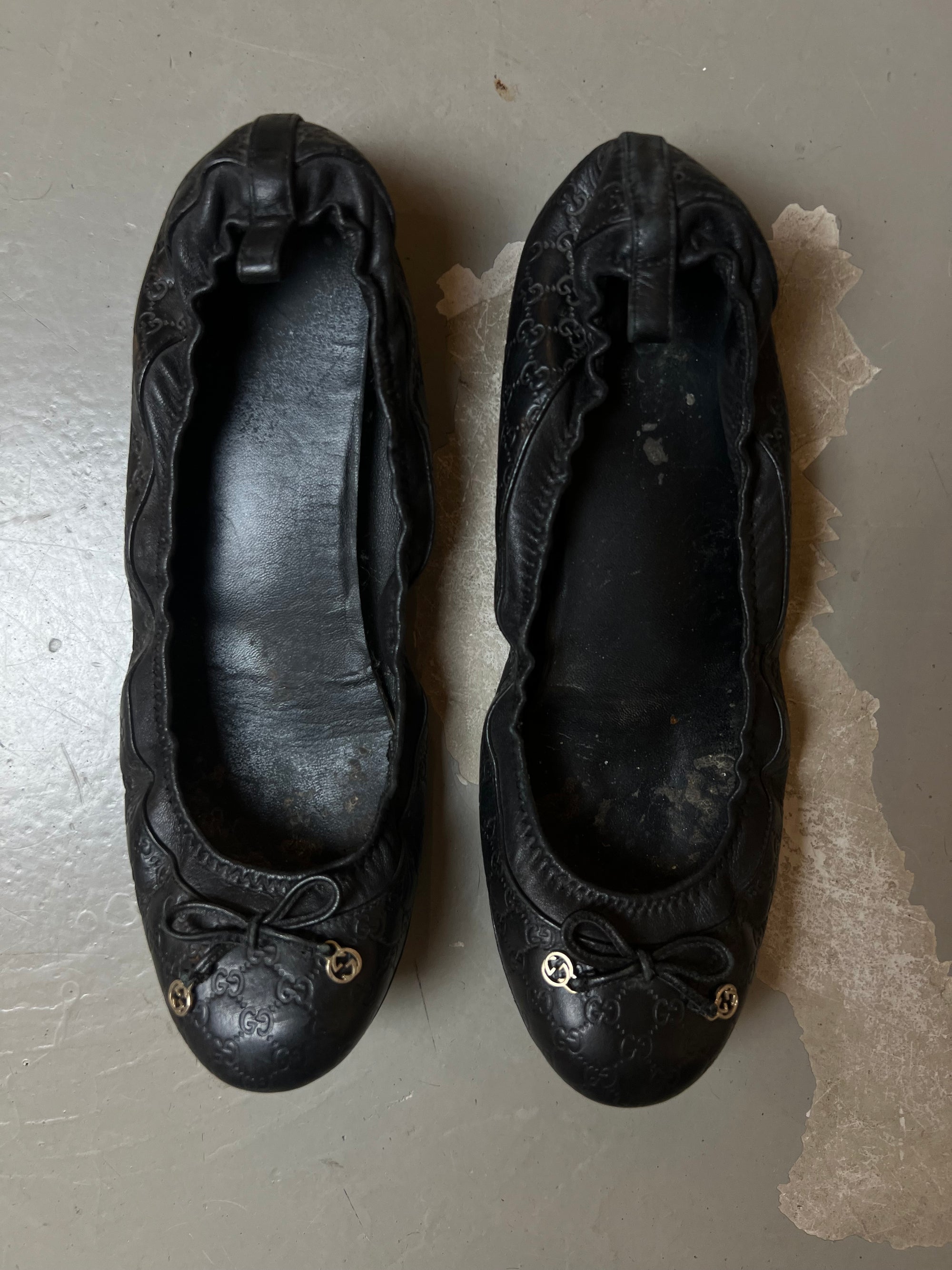 Vintage Gucci Black Ballerinas 38