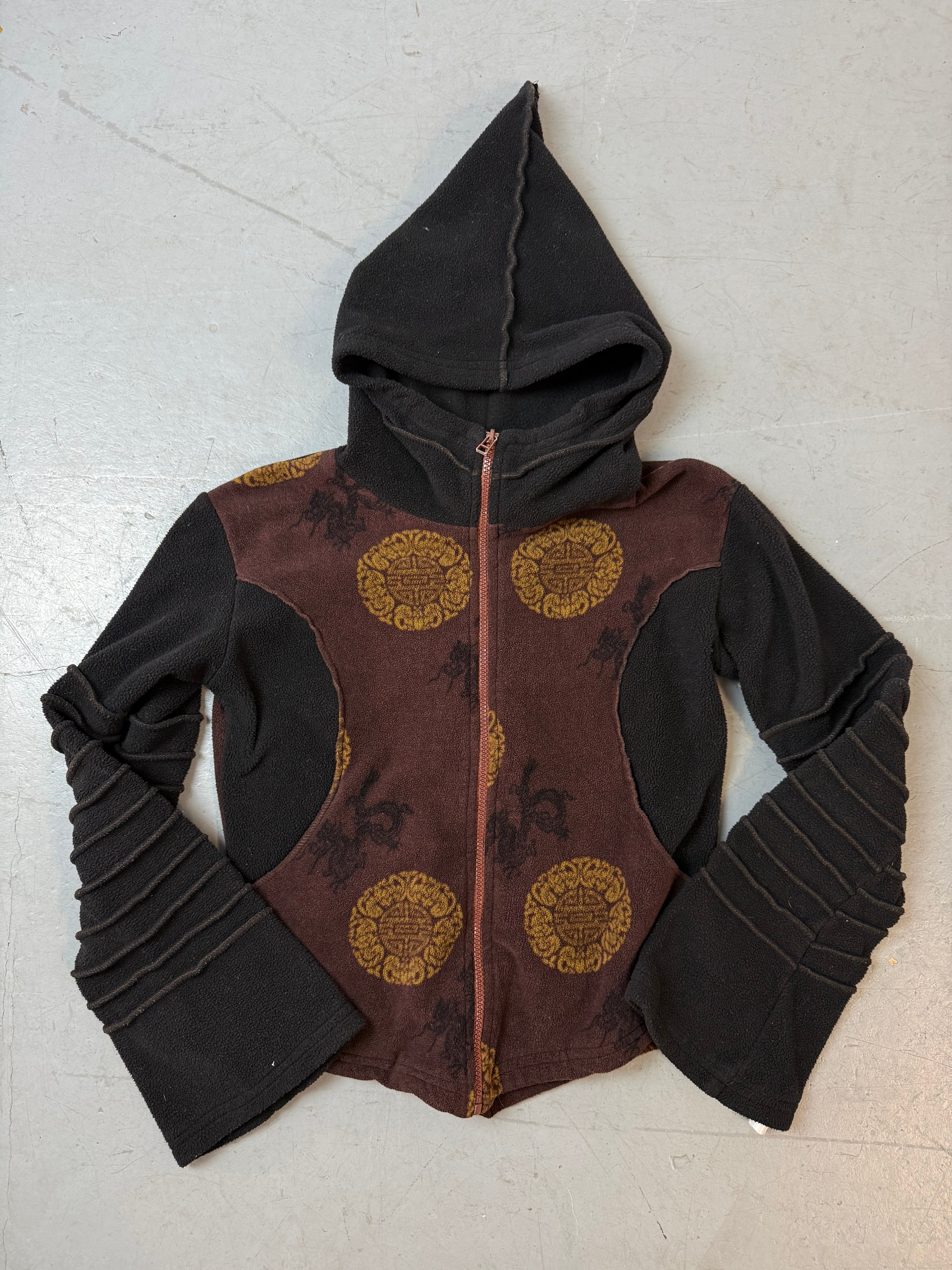 Vintage Brown Witchy Zip Jacket für Damen. Y2K Second Hand 2000s Fashion