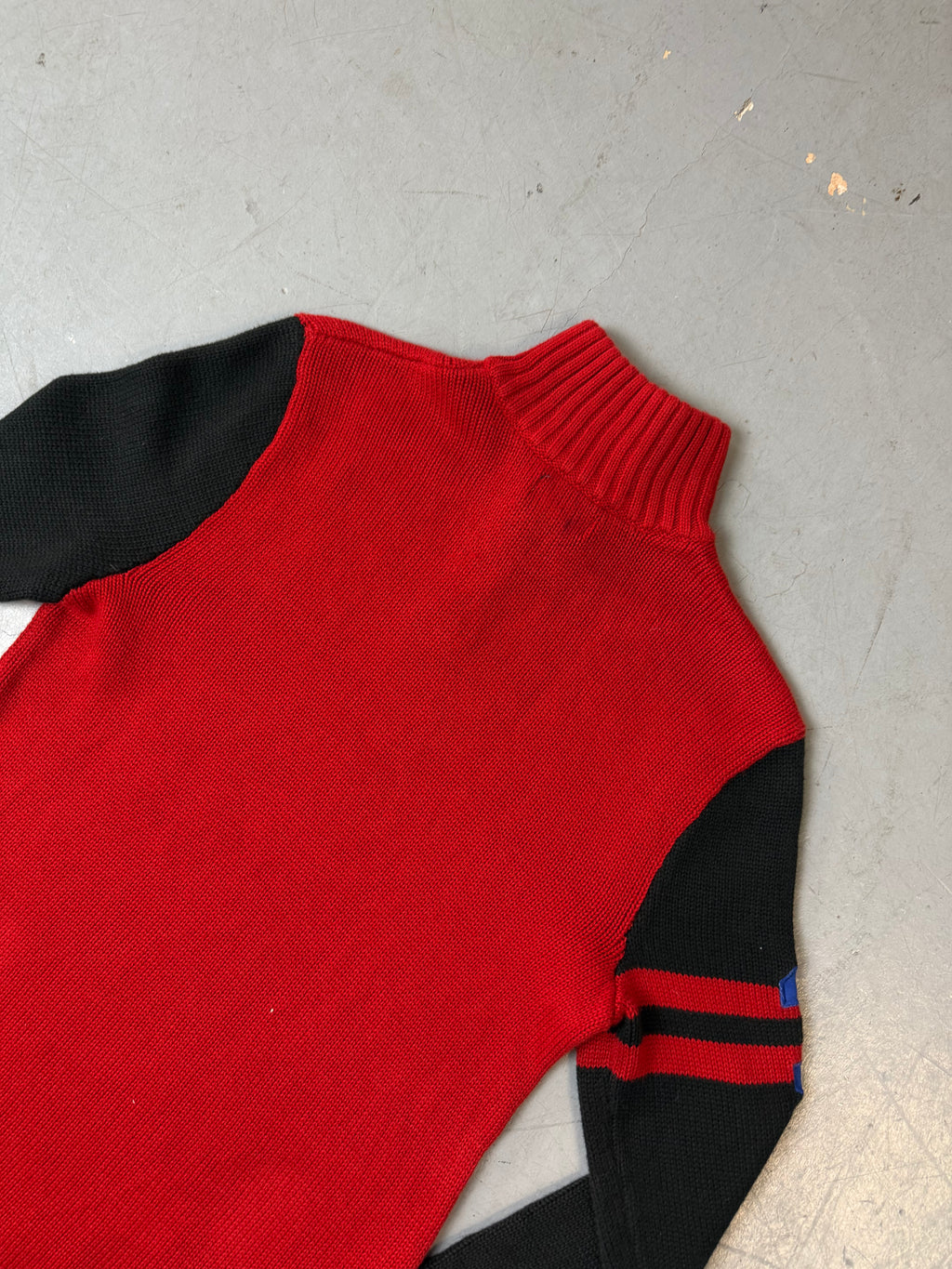 Detailliertes Produktbild von Vintage Polo Ralph Lauren Half Zip Knit Sweater M/L von hinten 