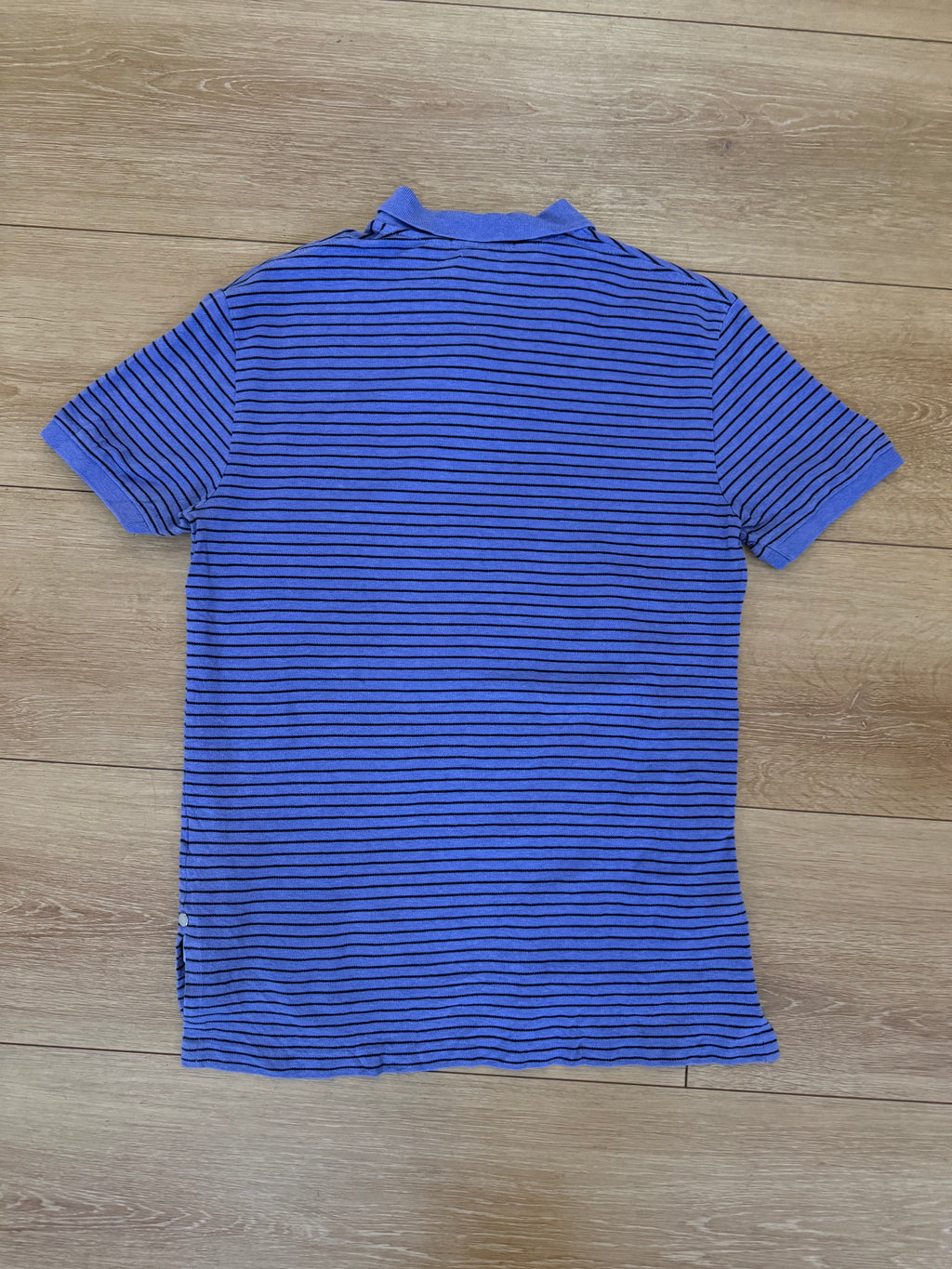 Produktbild von Vintage Polo Ralph Lauren Purple Striped Polo Shirt Von hinten