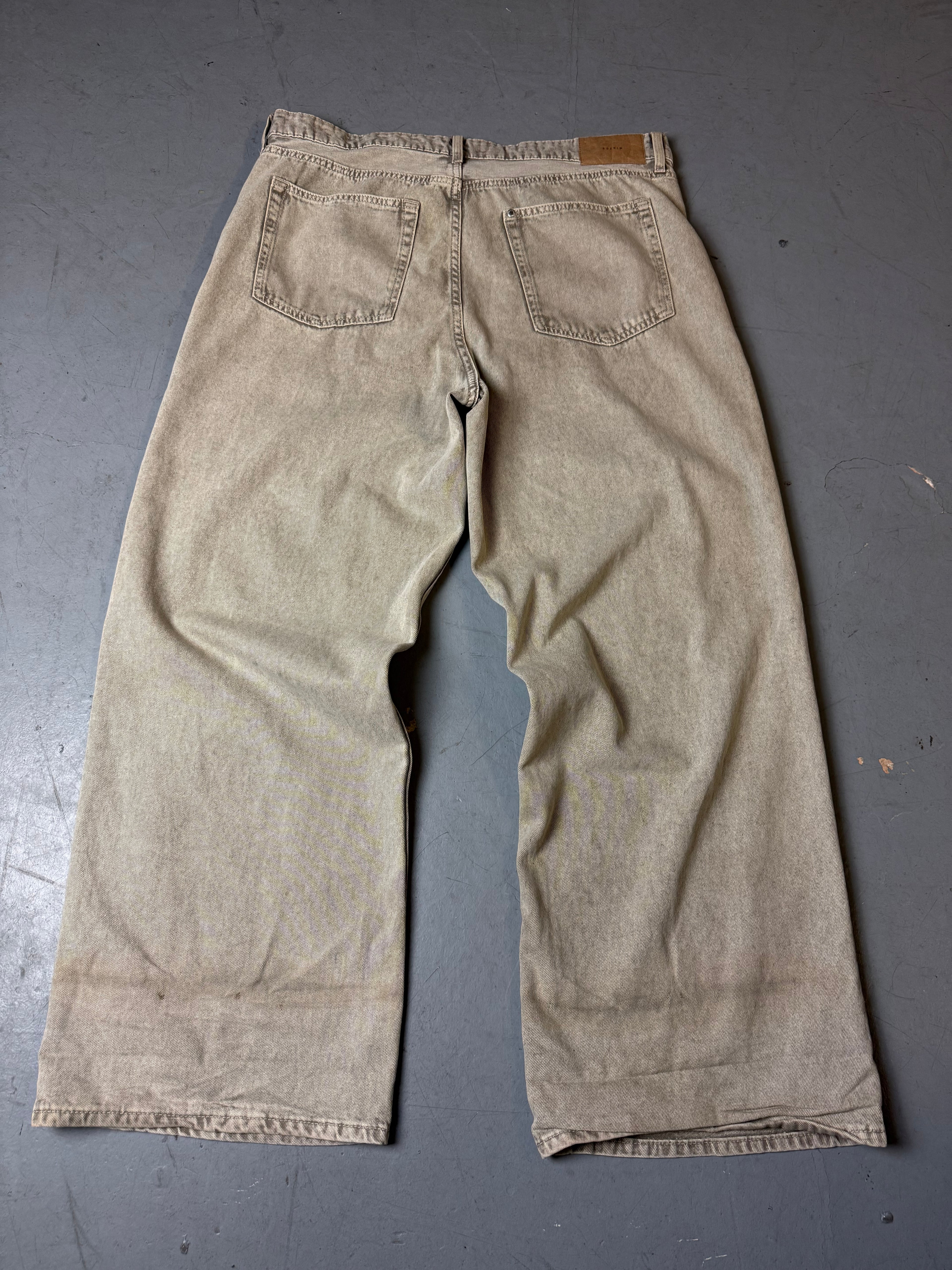 Produktbild von einer Vintage Beige Baggy Denim von hinten