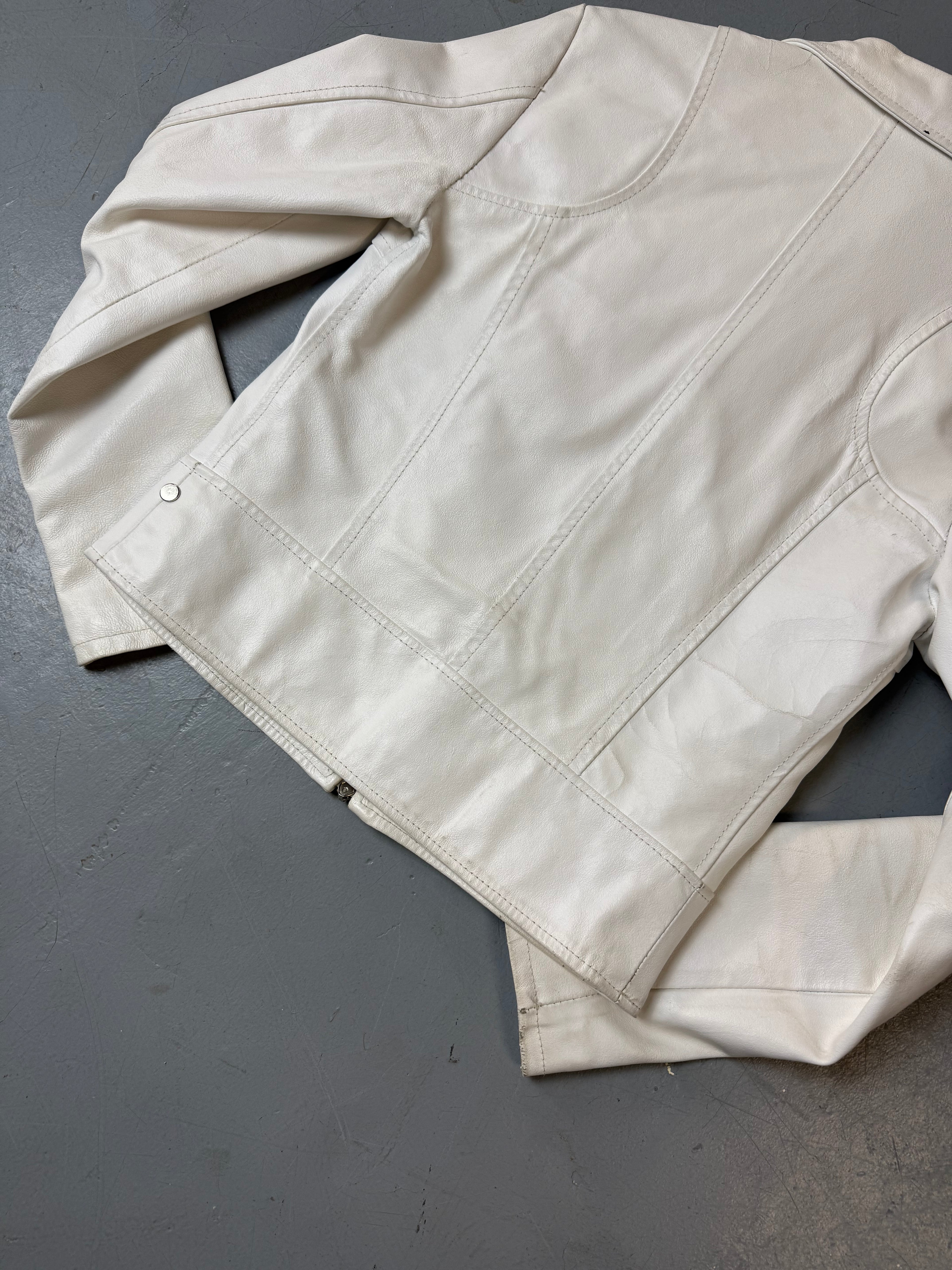 Detailliertes Produktbild von Vintage White Italian Leather Jacket S/M von hinten