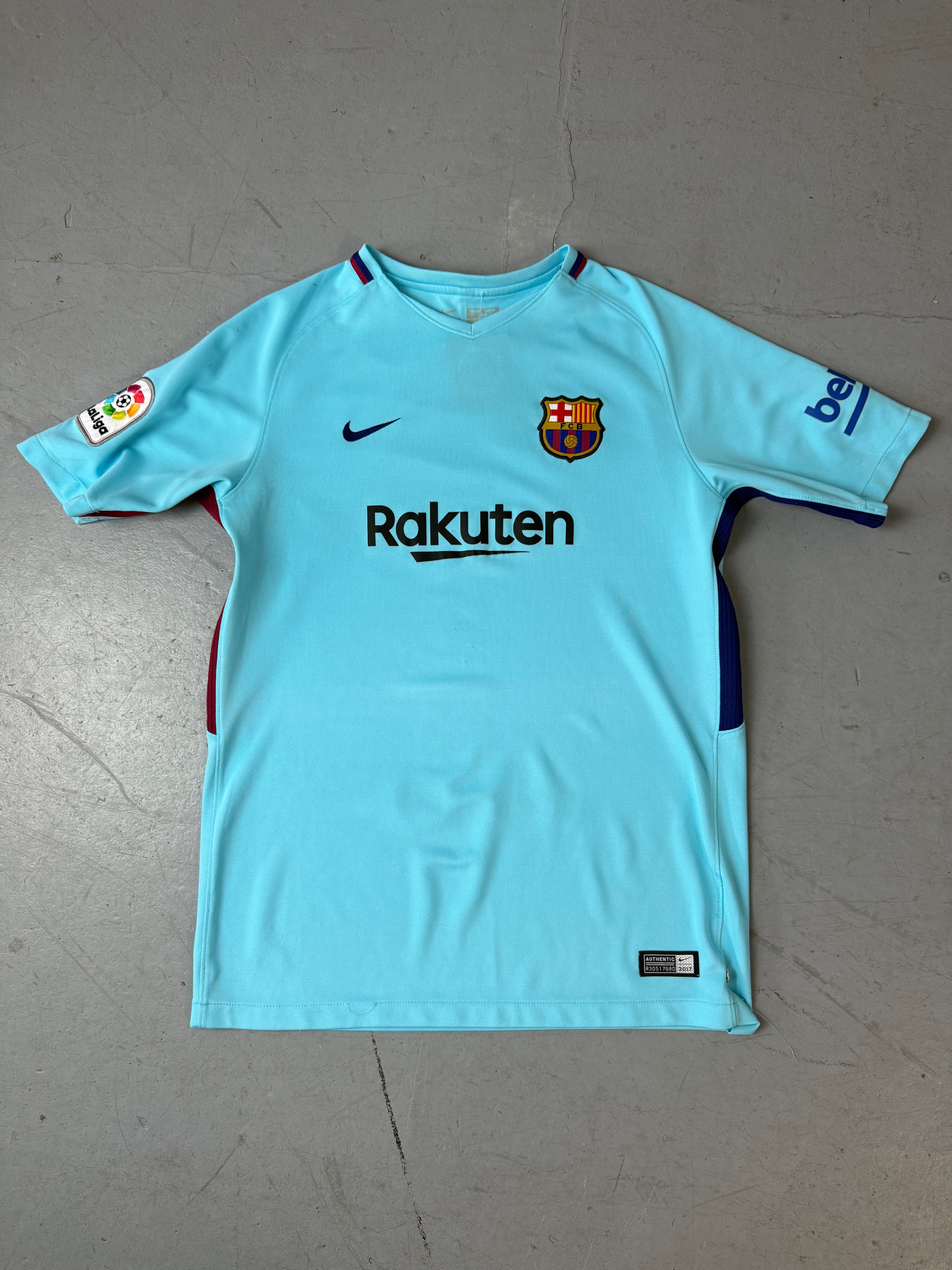 Vintage Nike FC Barcelona 17/18 Away Jersey M/L