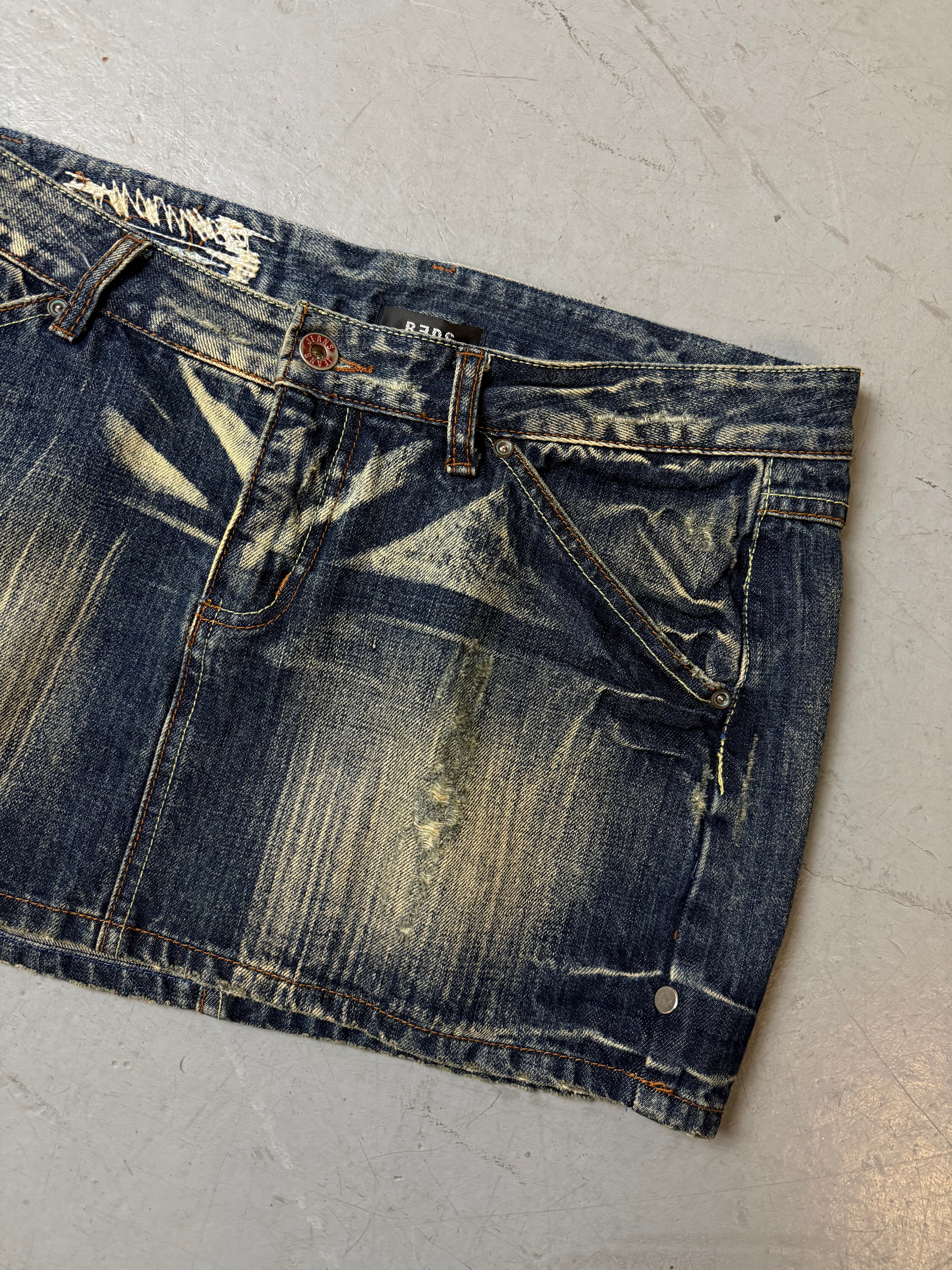 Vintage Reds Denim Mini Skirt M/L