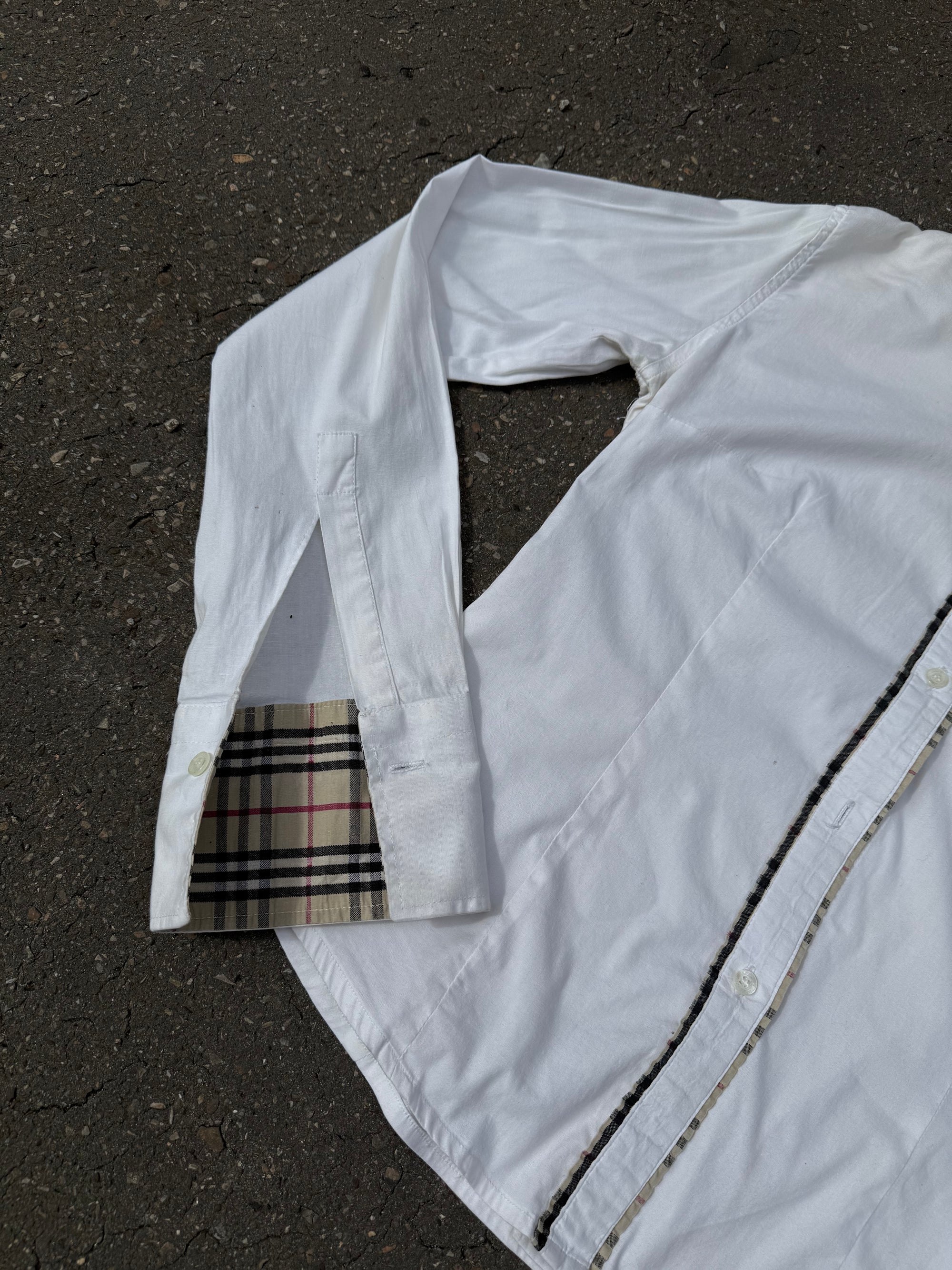 Vintage Burberry White Button Up Shirt M/L