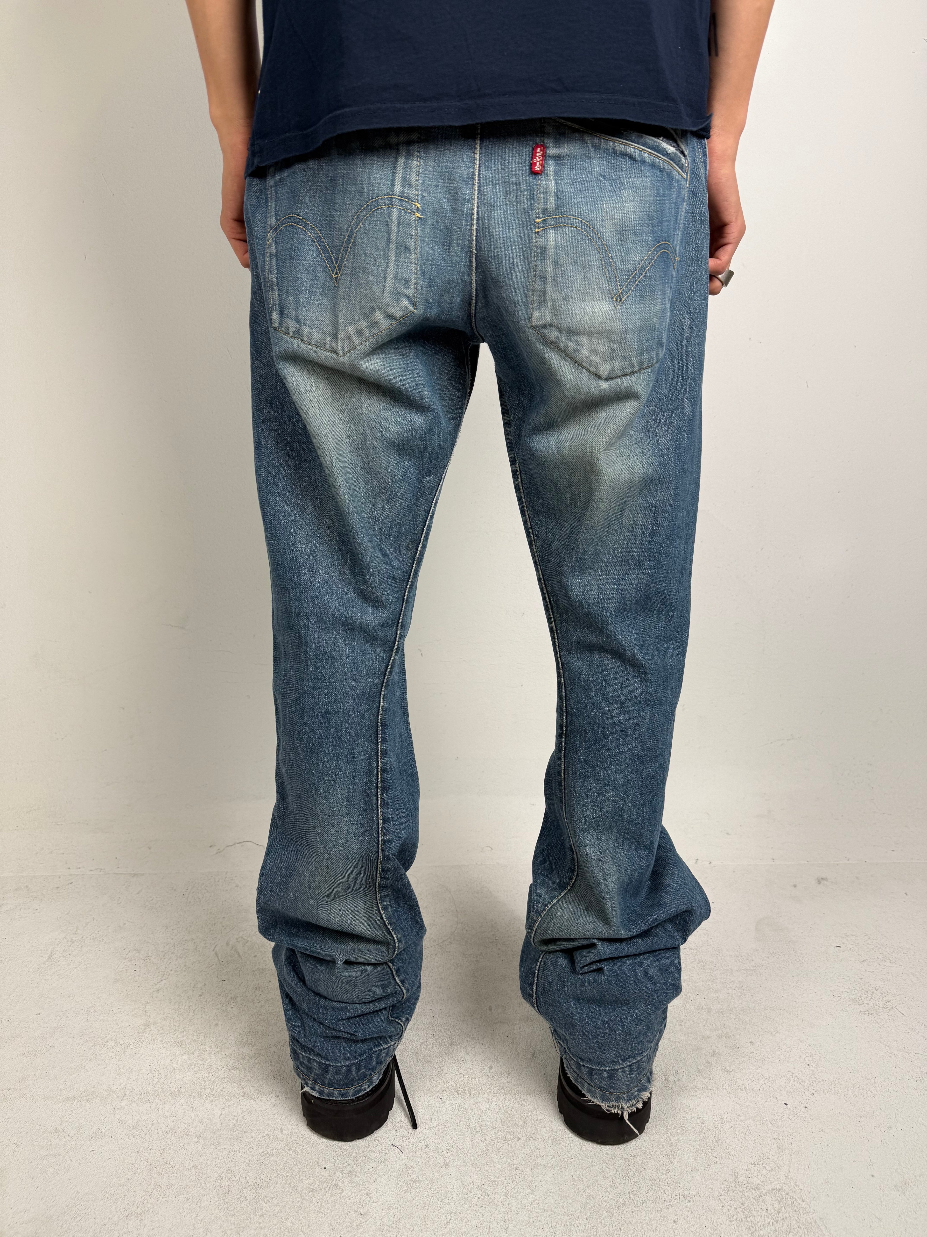 Vintage Levis Engineered Long Baggy Jeans M