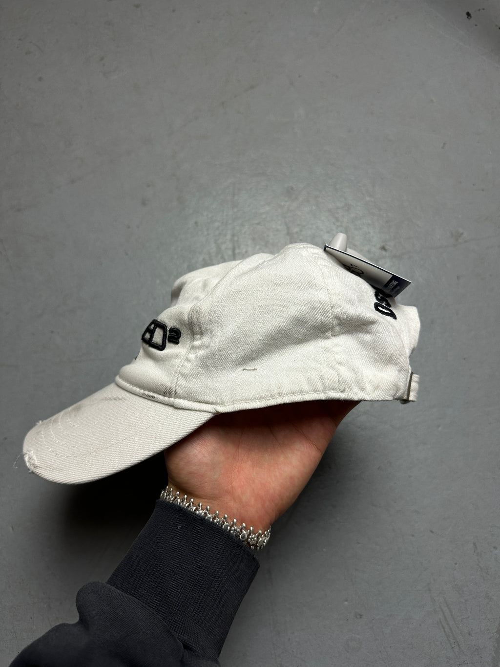 Produktbild Vintage White Dsquared Cap von der Seite 