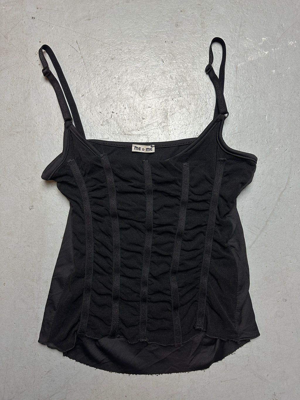 Produktbild Vintage Me&Me Black Ruffled Top von vorne 