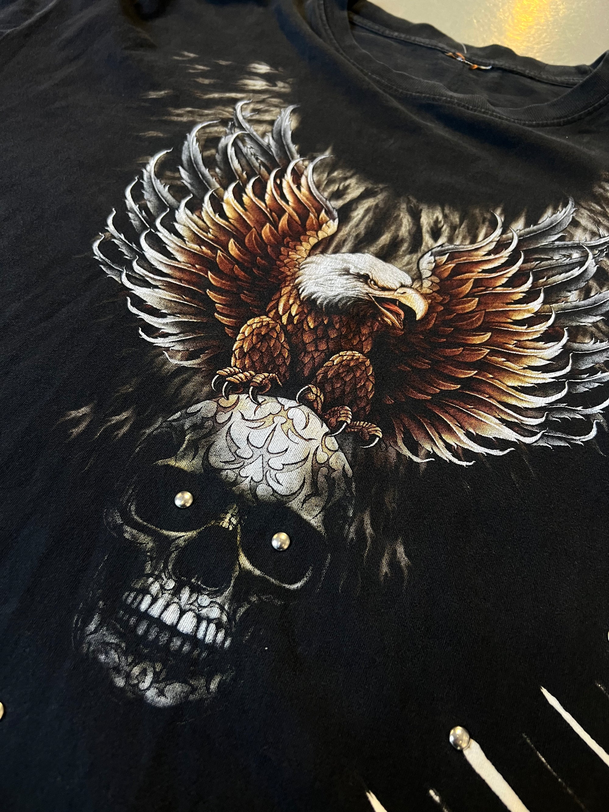 Vintage Eagle and Skull Printed Black Tee L/XL